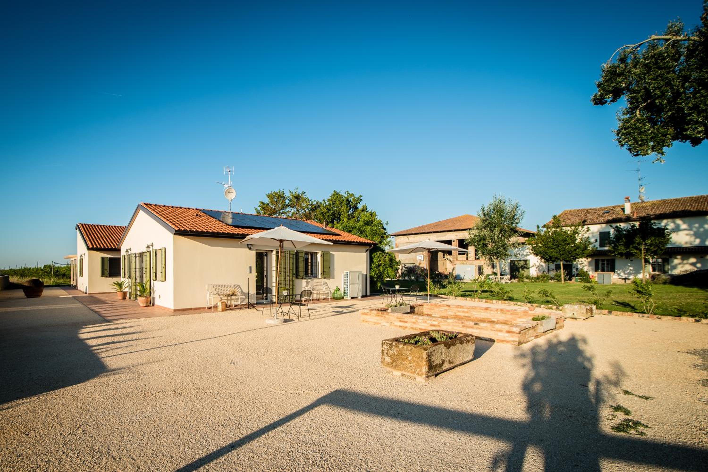 Agriturismo Podere Zampiera Vecchia - vicino Imola e Autodromo view 4