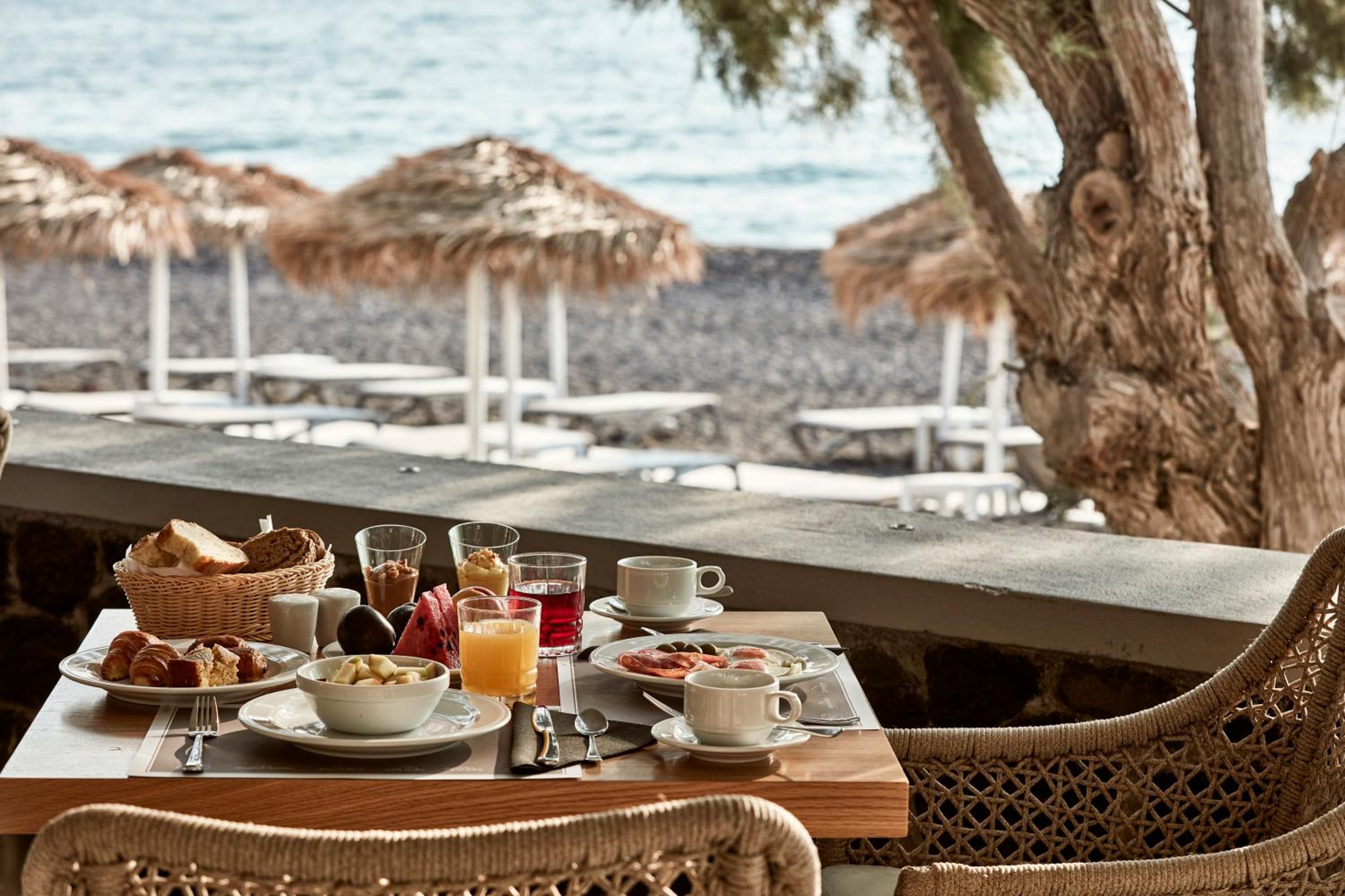 Costa Grand Resort & Spa