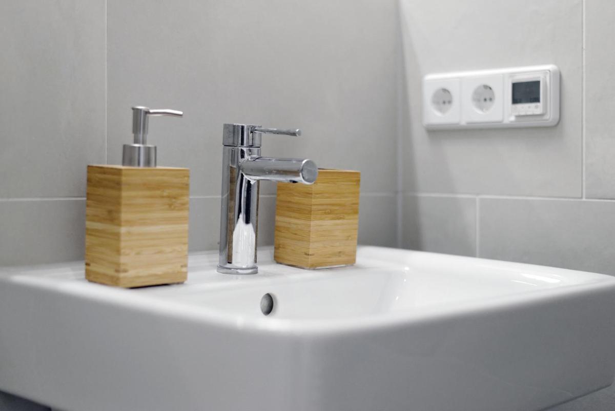 LUXURY Maisonette Duplex 2 floors,2 full bath Mitte City Center photo 4