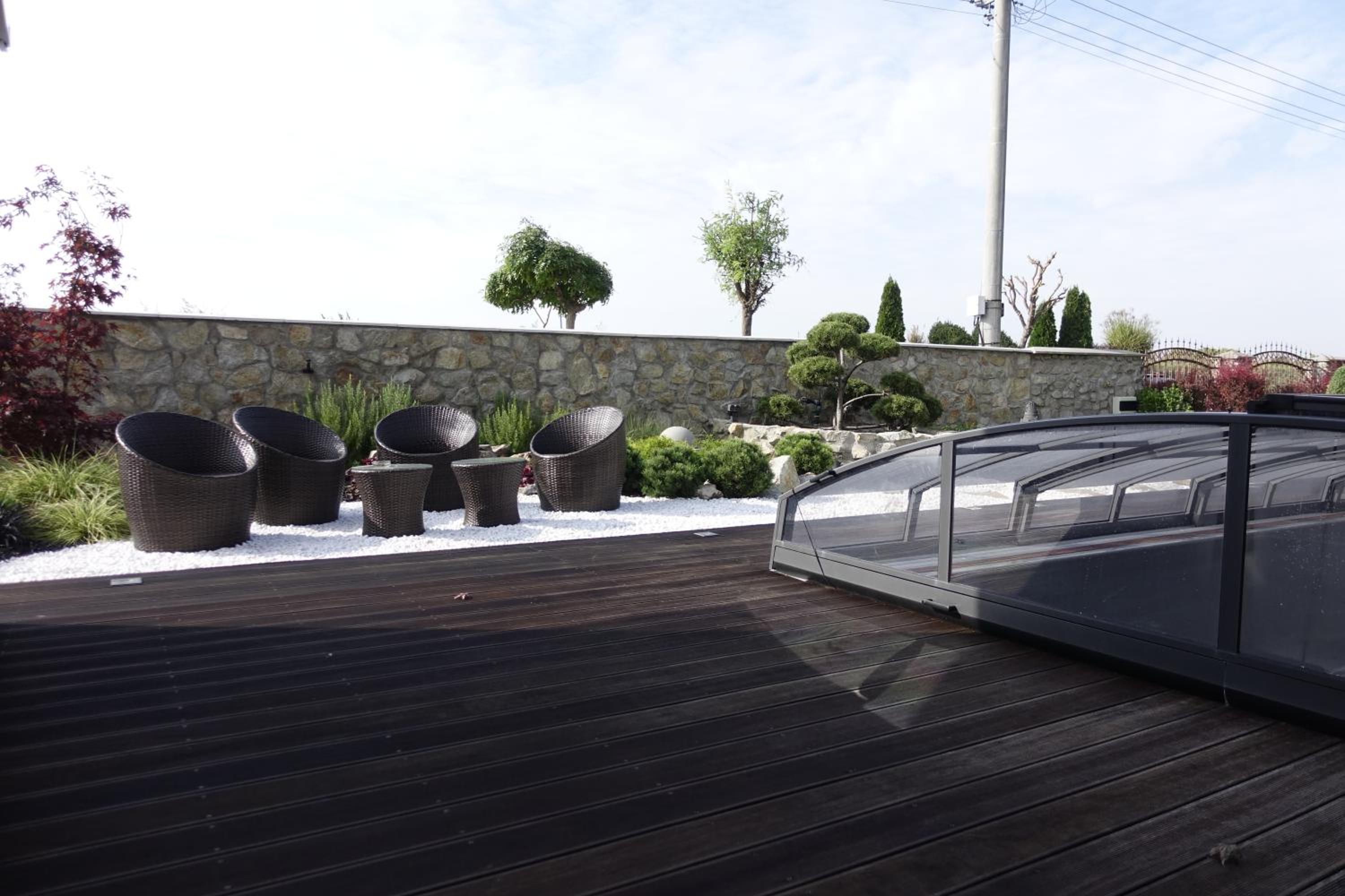 Tiny House with Private Pool, photo 16