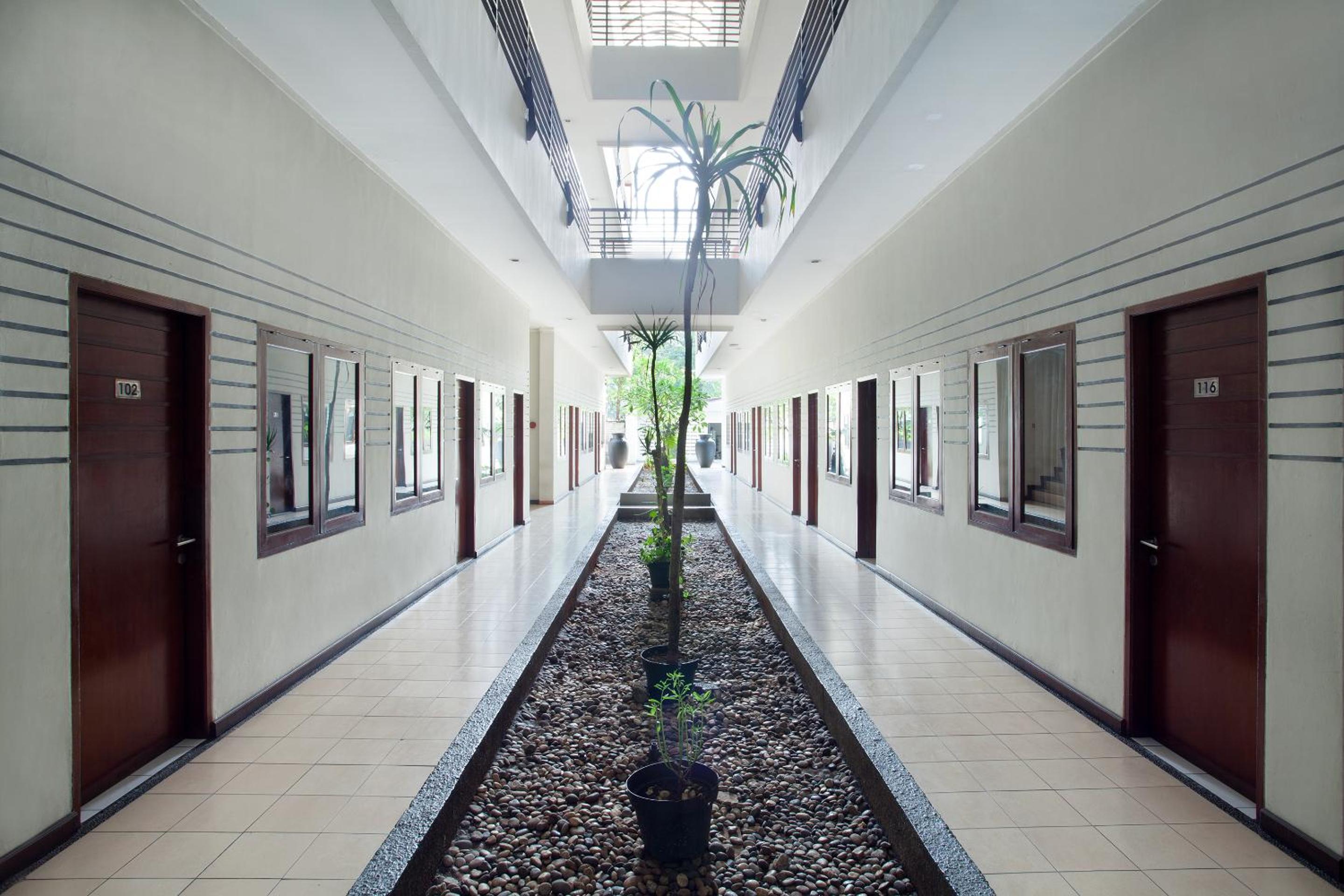 N Hotel Harmoni Jakarta