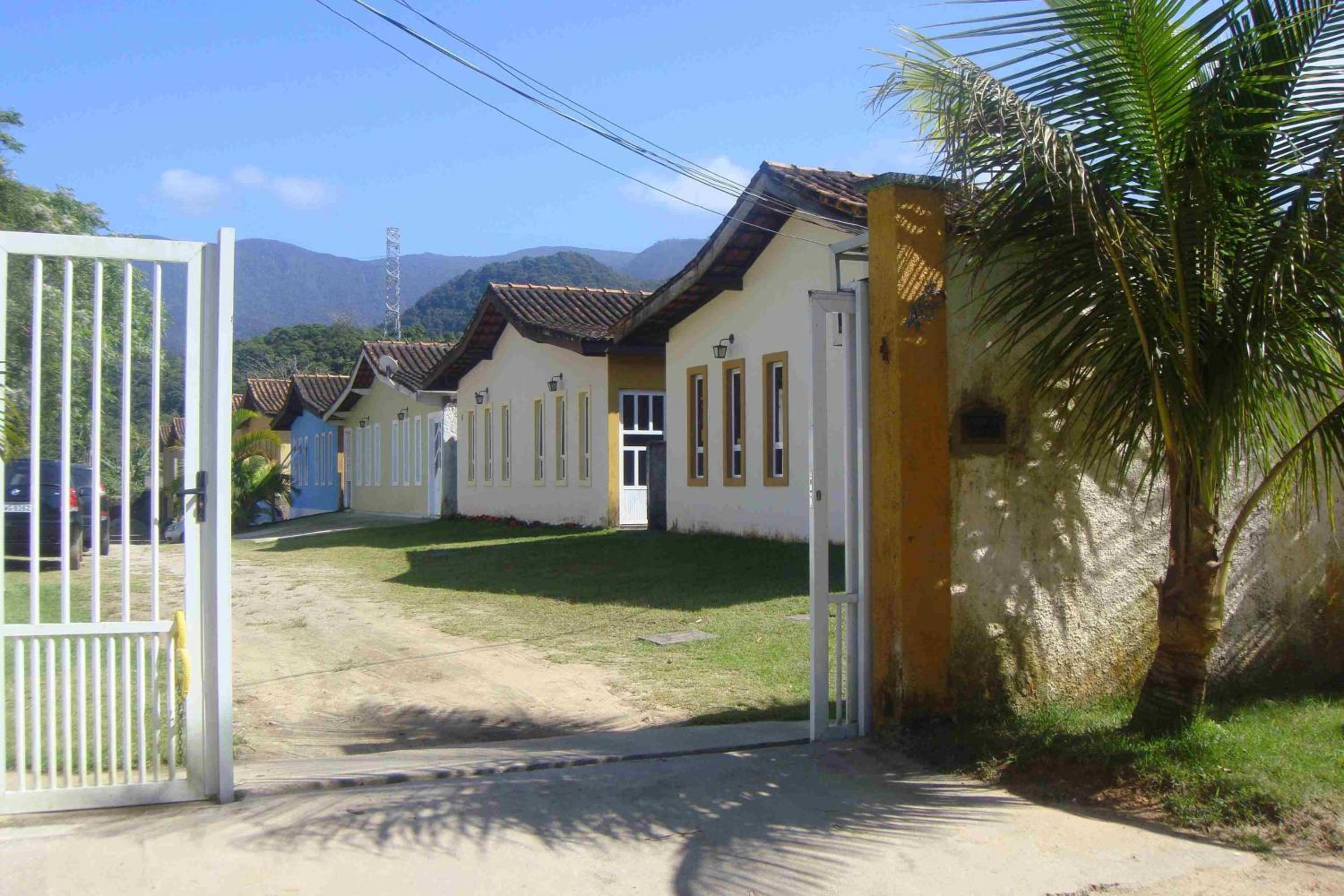 Casa Condominio 250M Praia Maranduba Wifi Churrasqueira