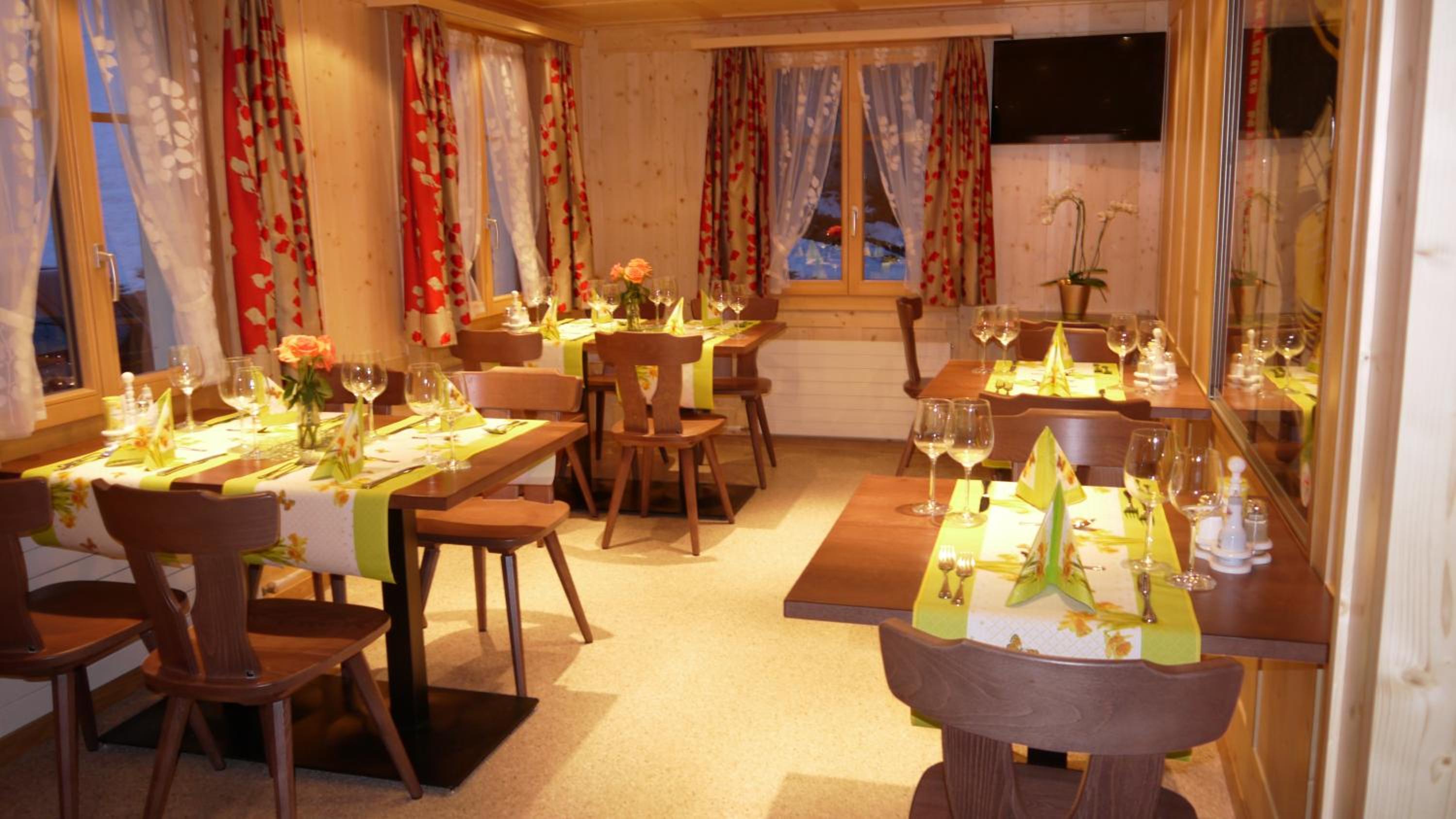 restaurant