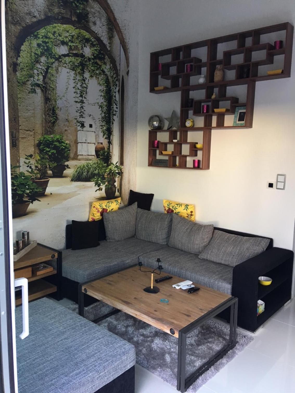 Tiny House with Private Pool, photo 34