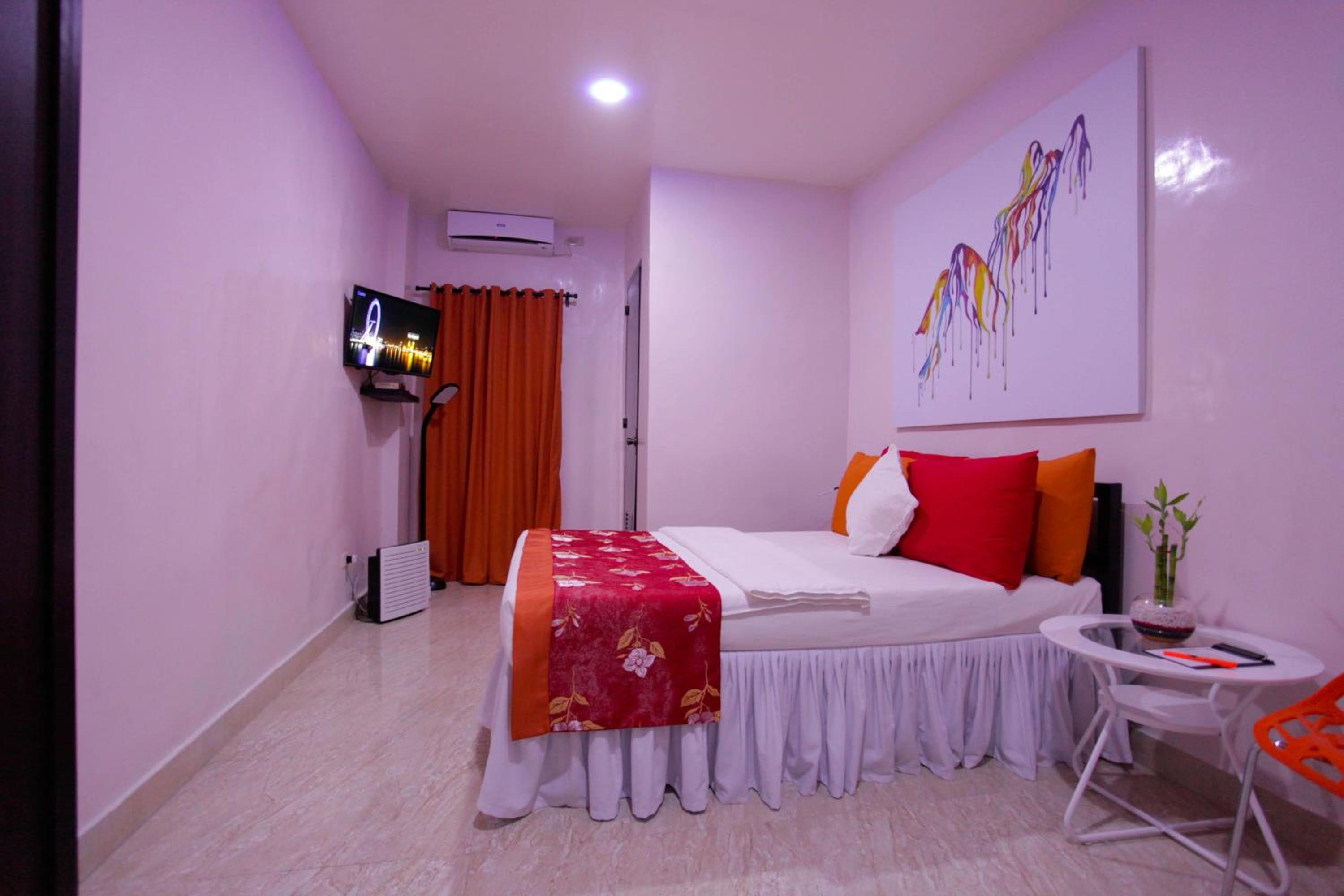 HalfWay House Hostel Mactan Cebu Airport