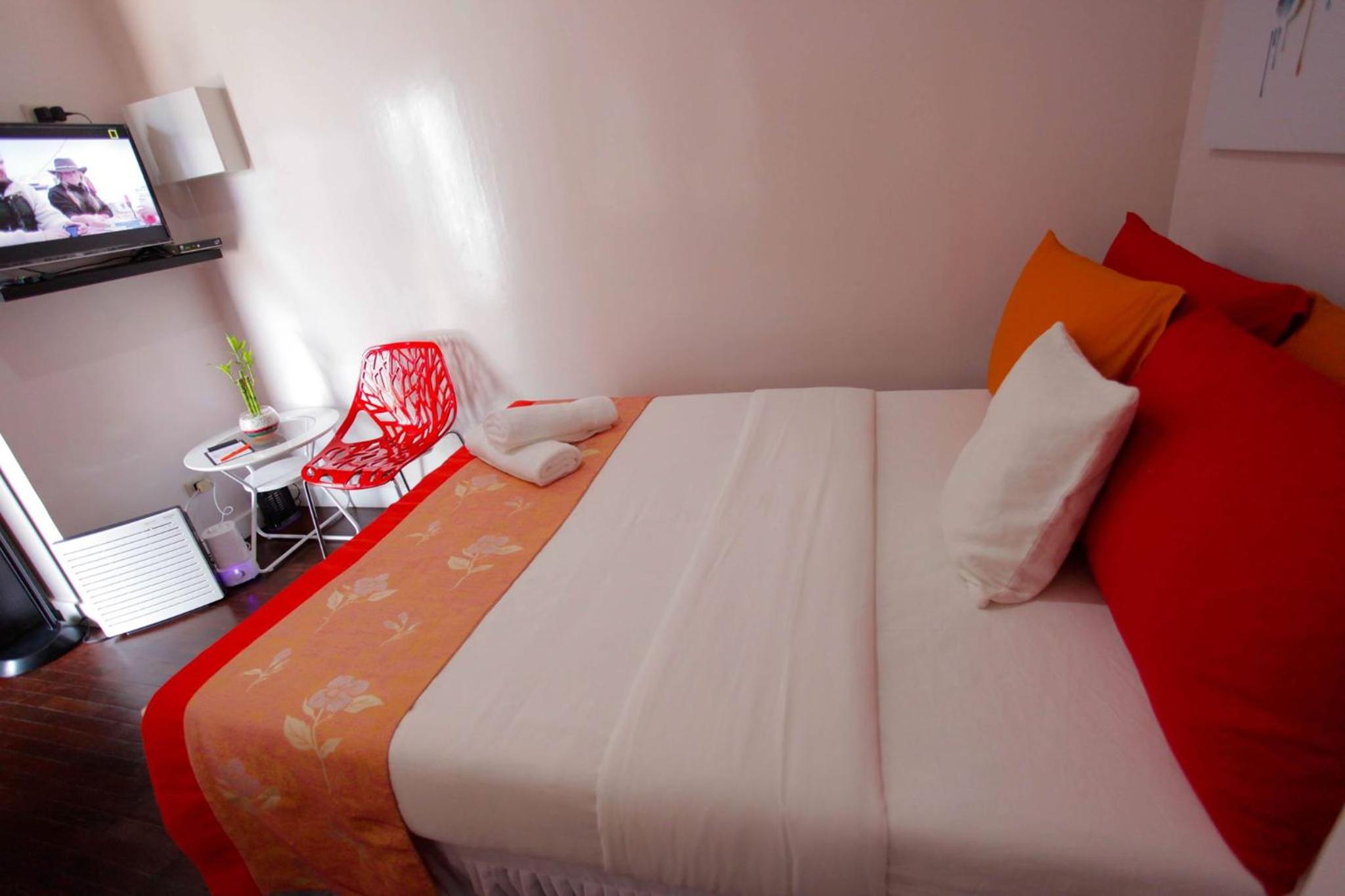hotel room