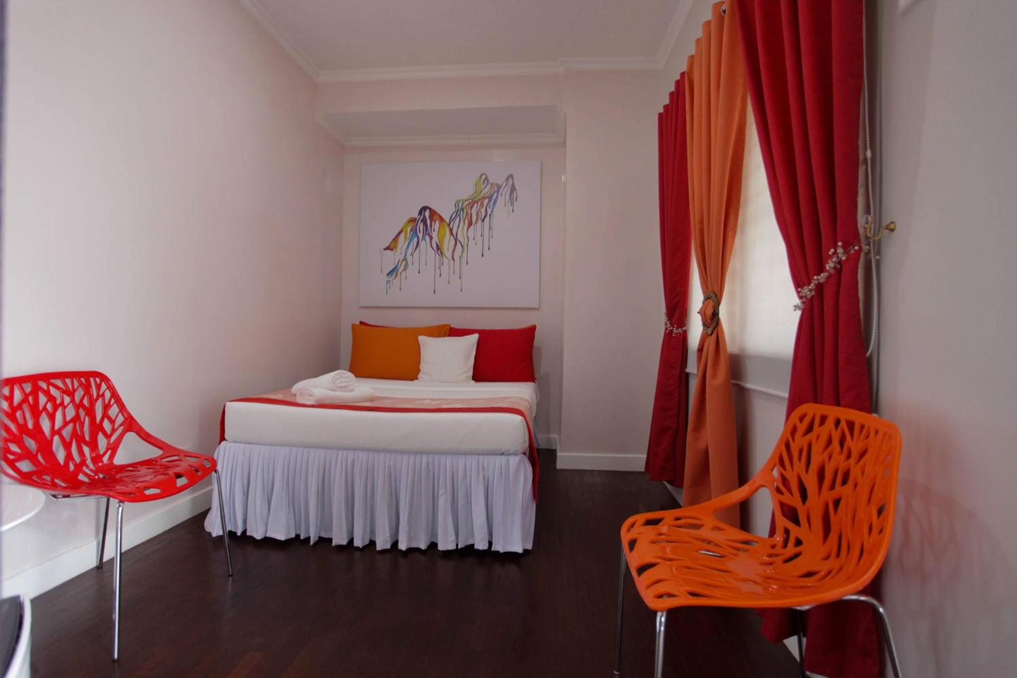 HalfWay House Hostel Mactan Cebu Airport