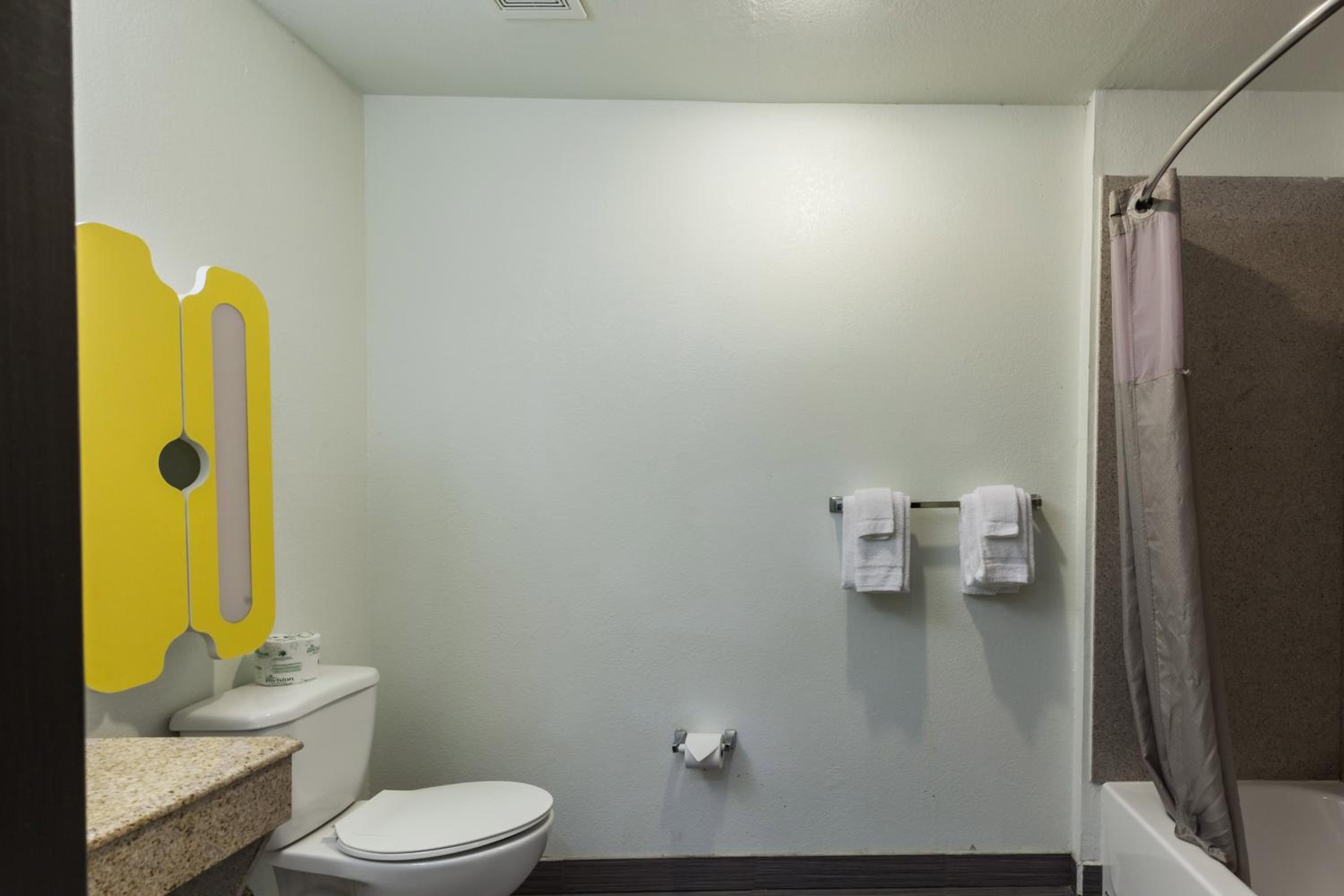 Studio 6-Port Arthur, TX - SE