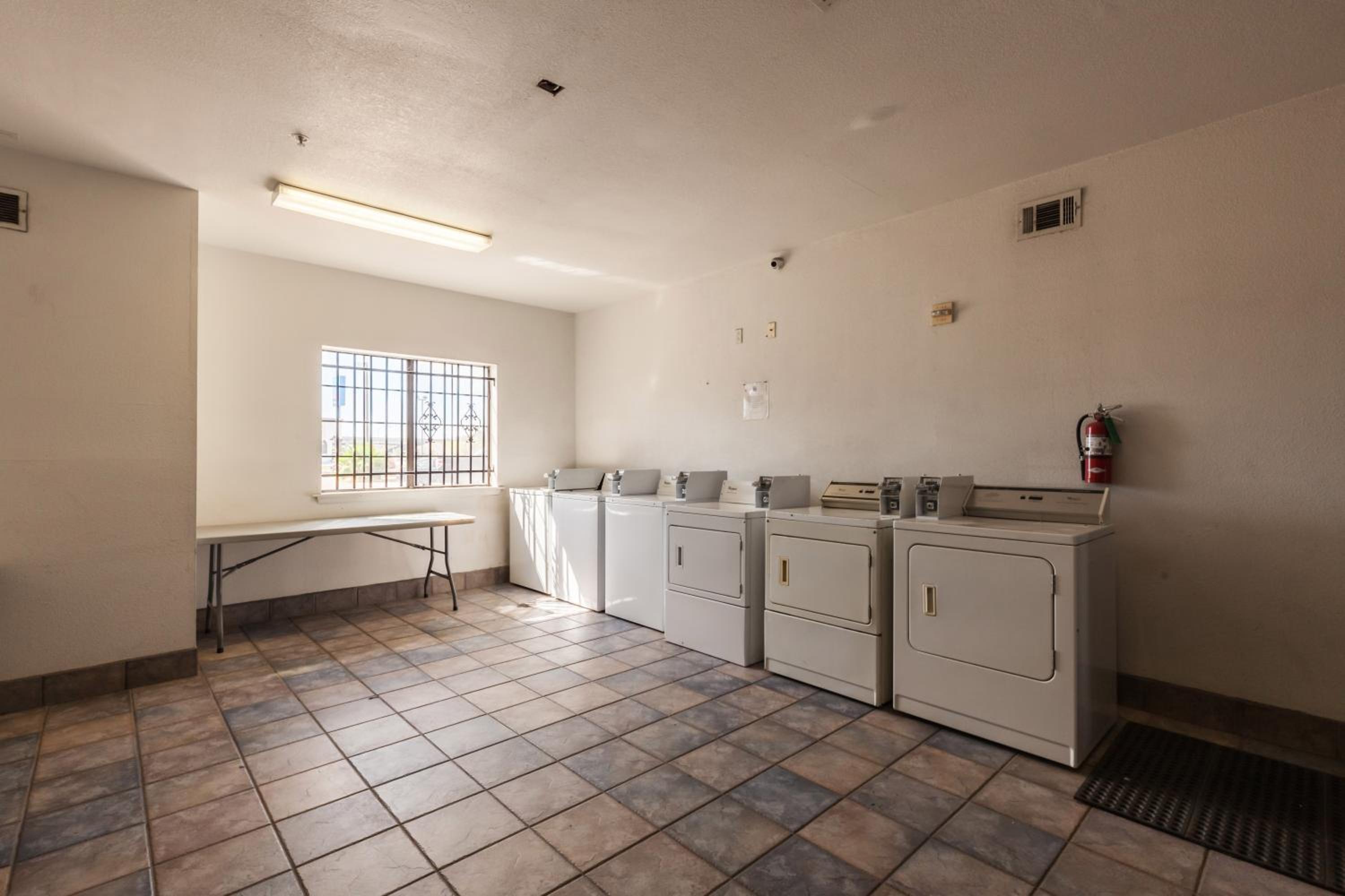 Studio 6-Port Arthur, TX - SE