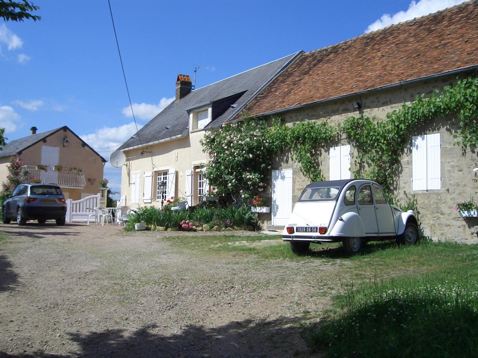 La petite maison - L'Ouche Charlot view 3