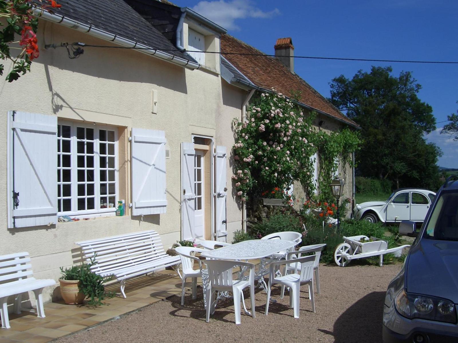 La petite maison - L'Ouche Charlot view 2
