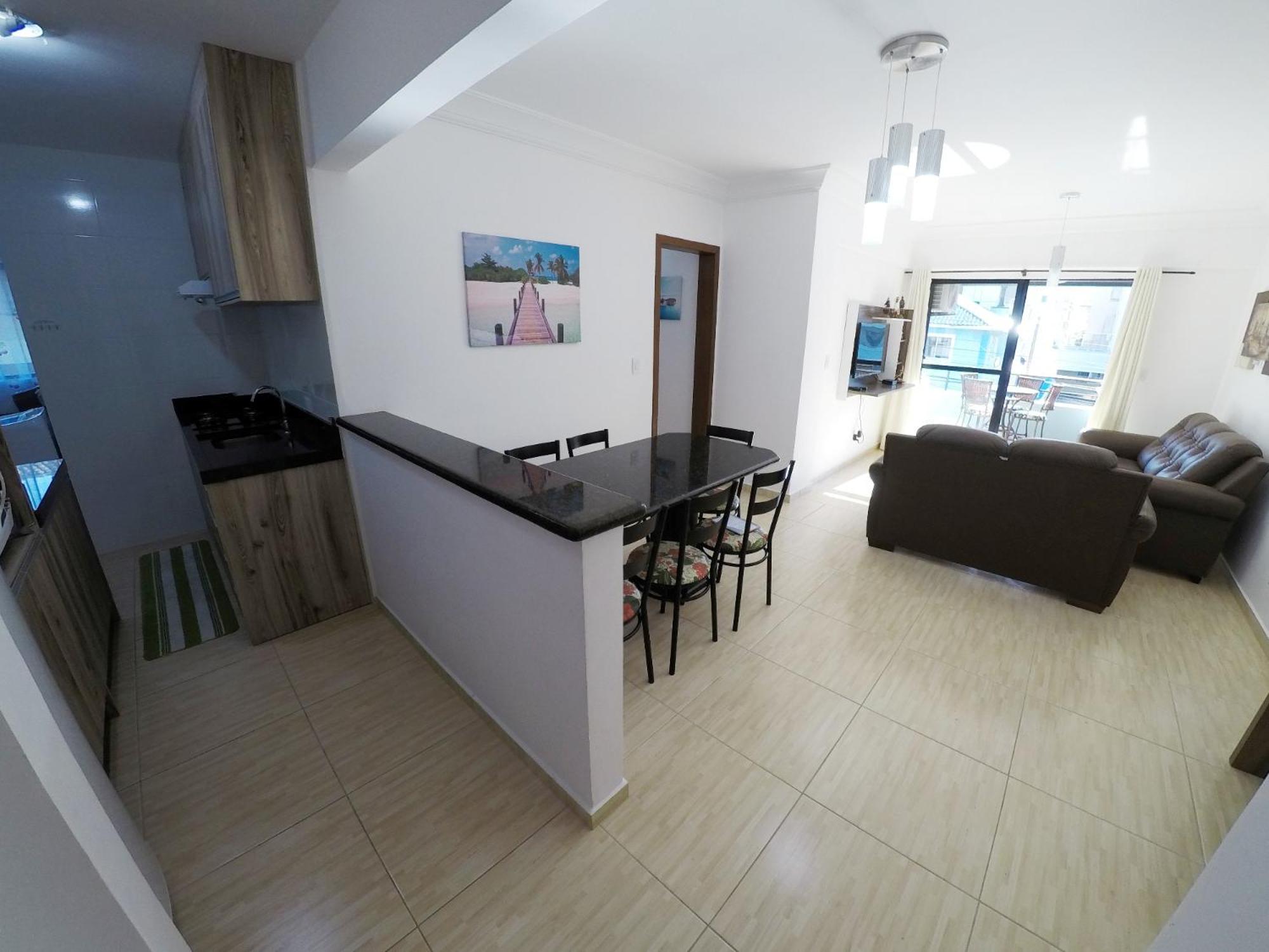 Ed Karine Praia de Bombas view 2