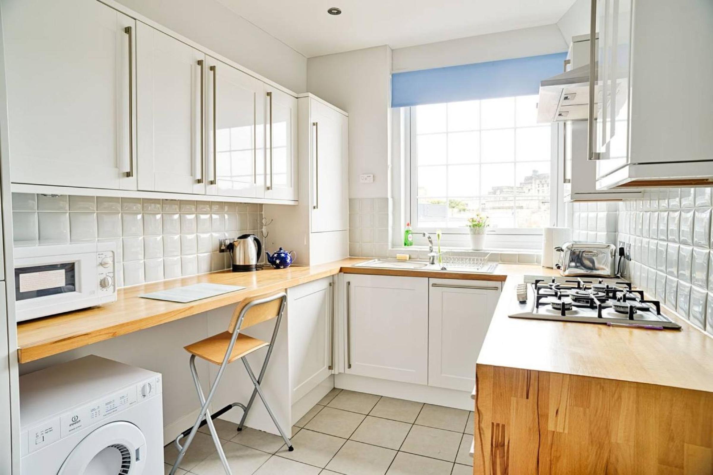 JOIVY Bright Royal Mile Apartment view 2