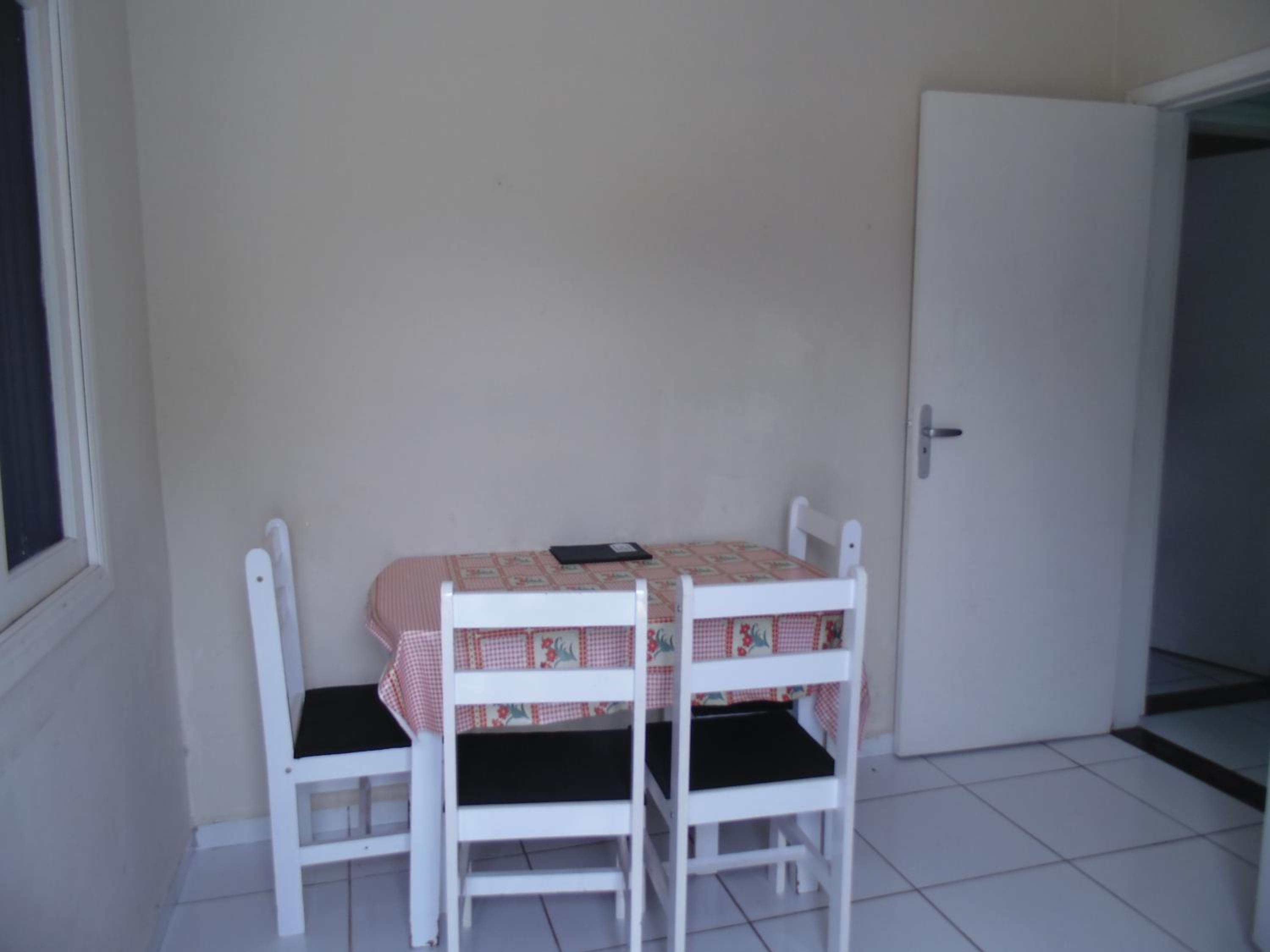 Sunny apartamentos de 1 e 2 dormitórios na Martin de Sá próximo a praia