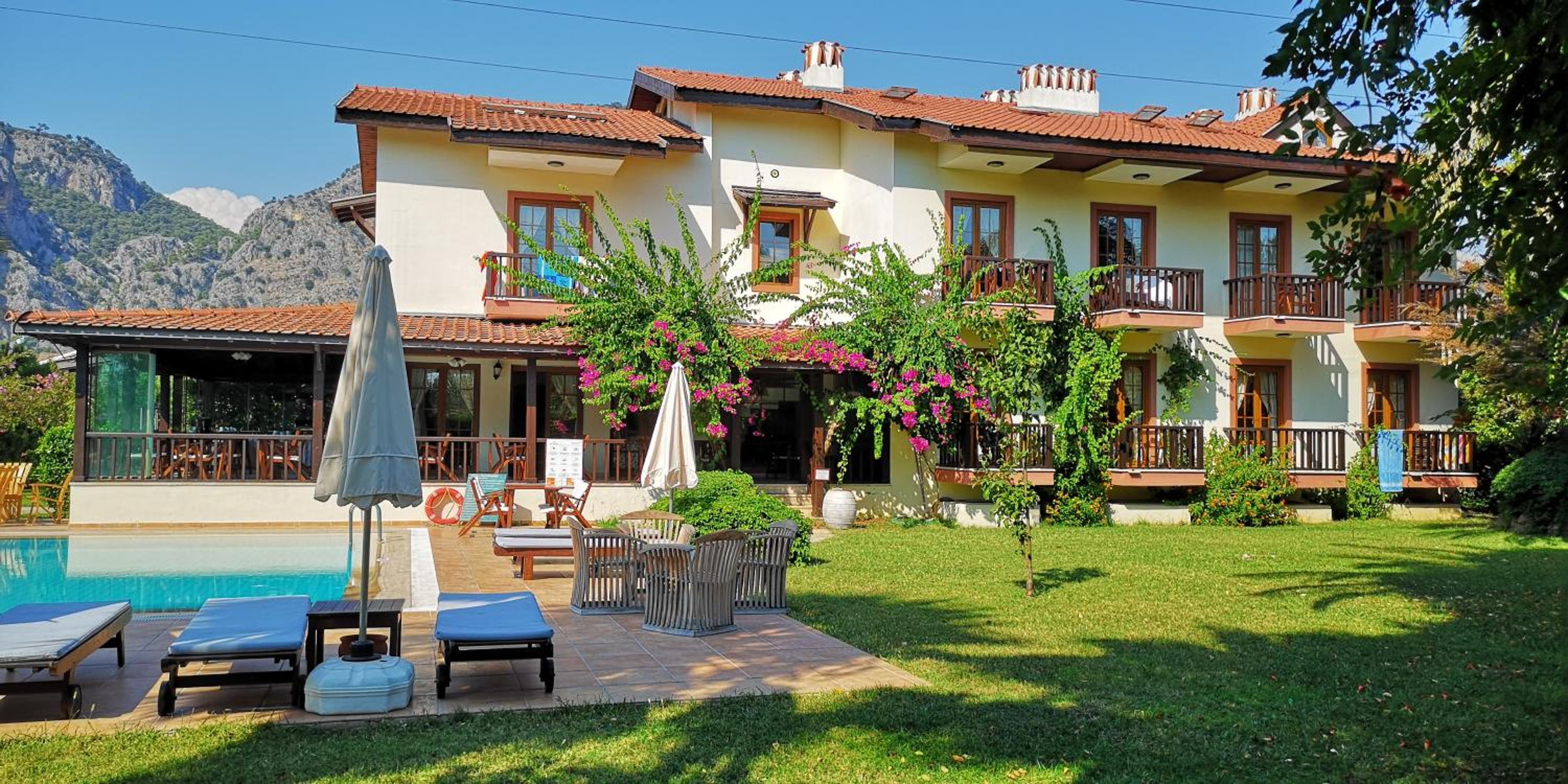 Hotel Efe Hotel Gocek - Image 1