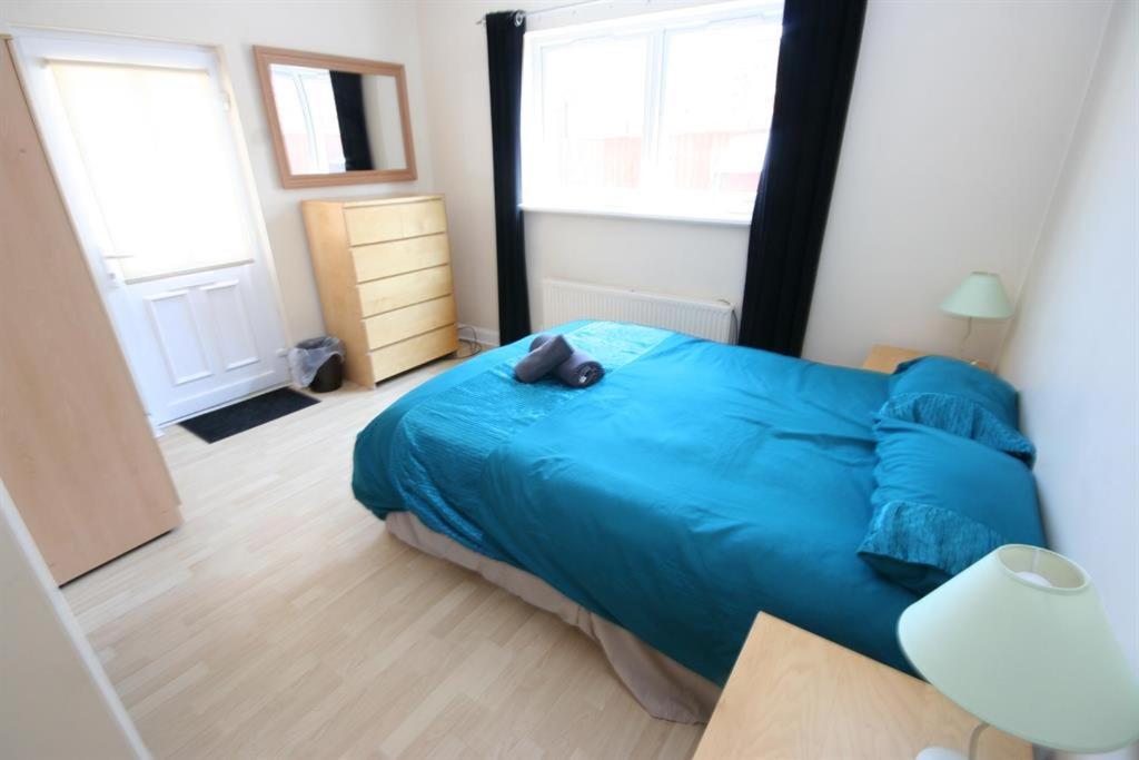 MARLEY MANSIONS APARTMENT - Clarendon