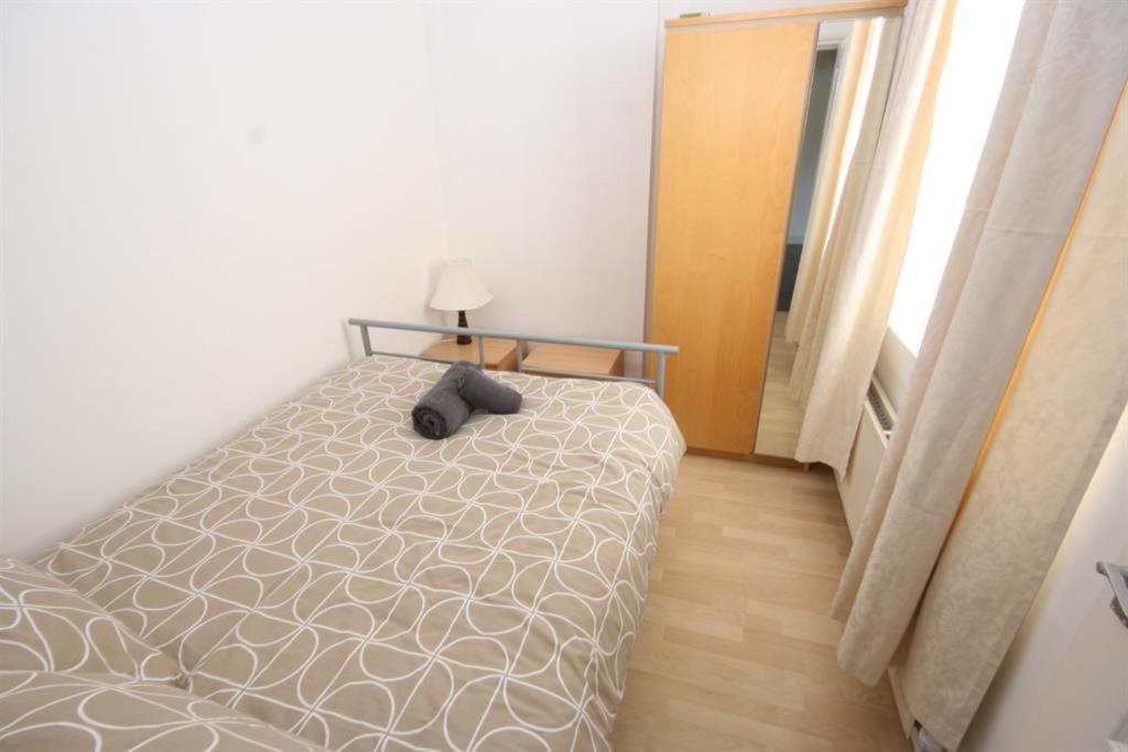 MARLEY MANSIONS APARTMENT - Clarendon