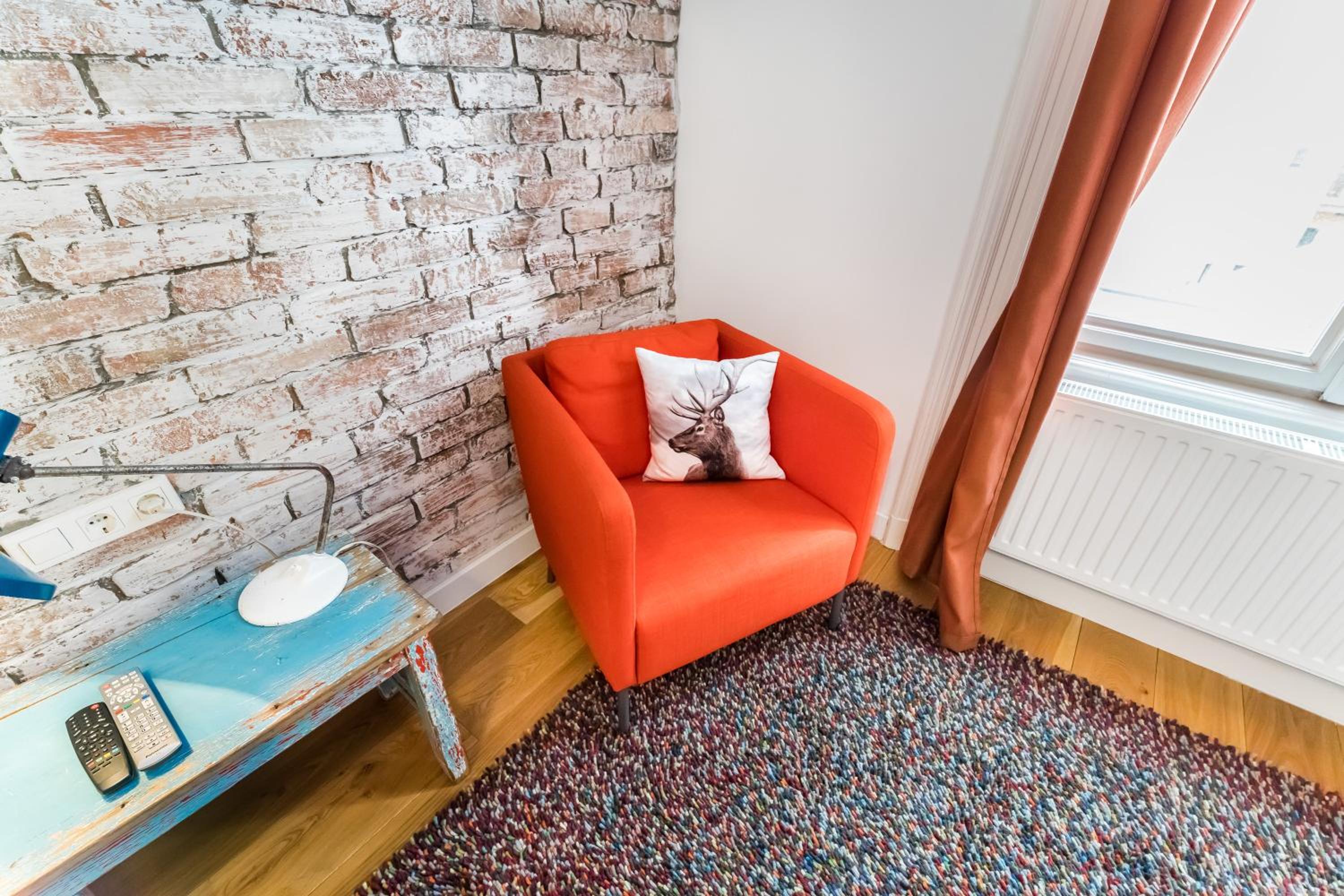Hip loft style home near Vaci street view 3