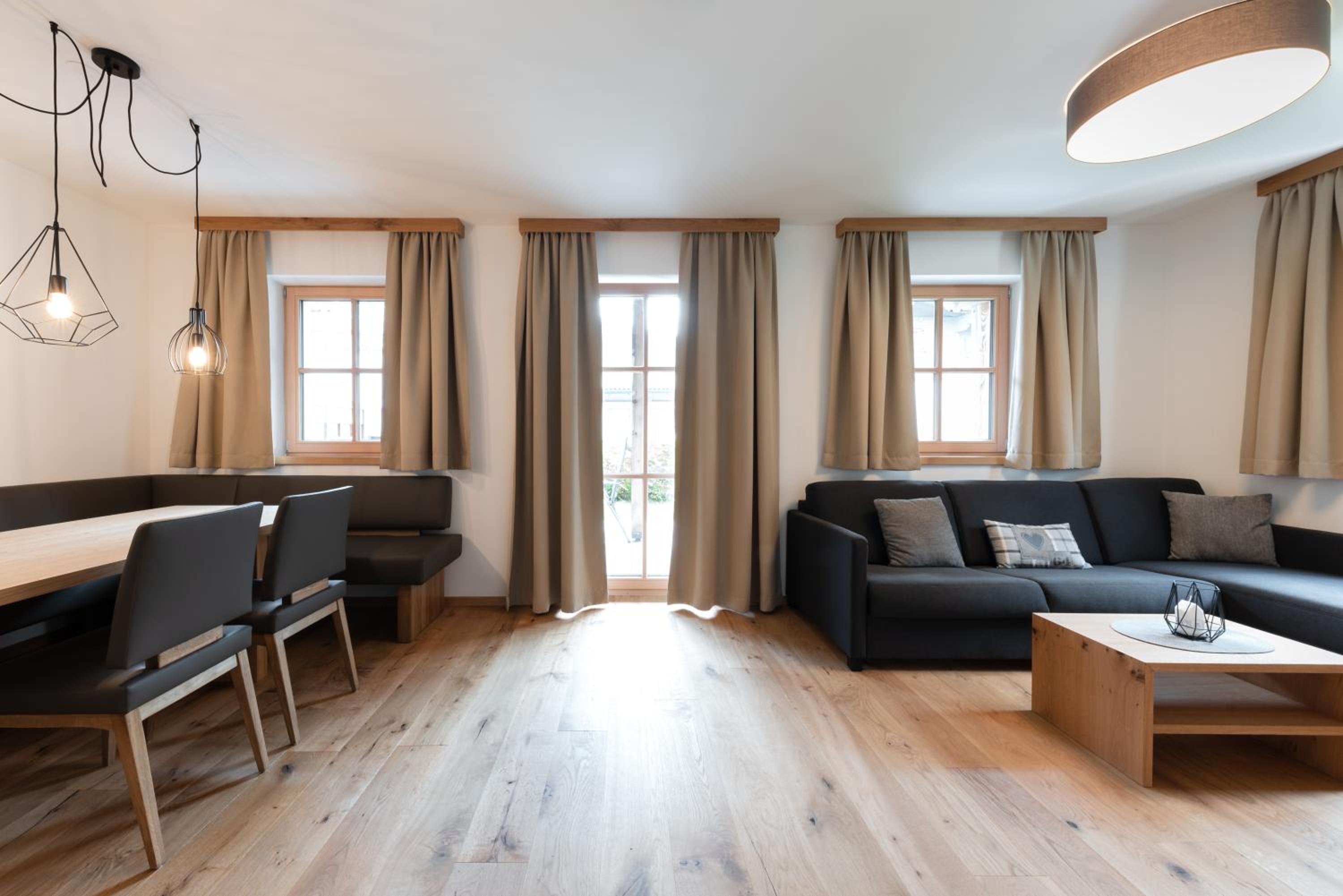 Alpin Residenzen Panoramabahn by Alpina-Holiday