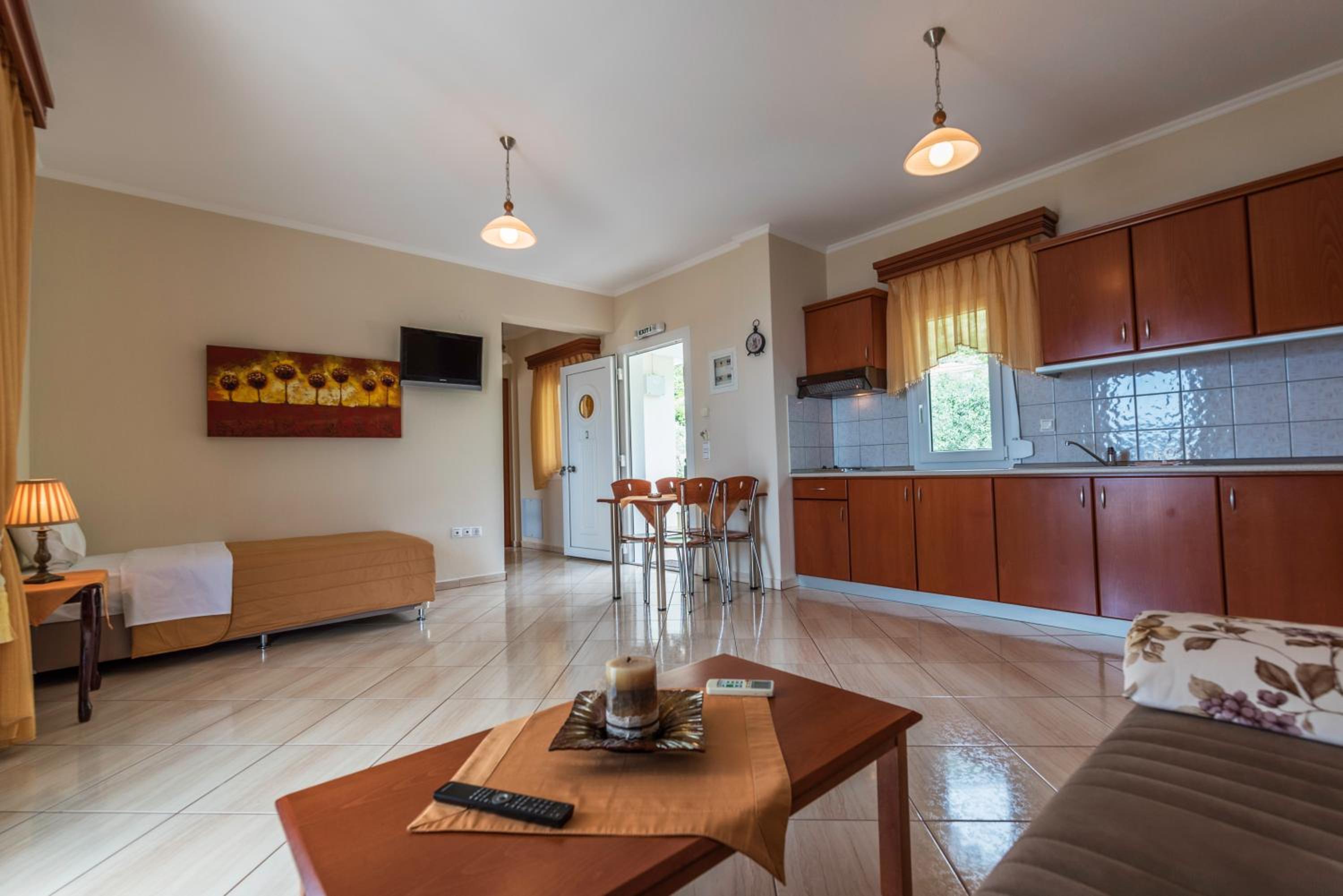 Anna Apartments
