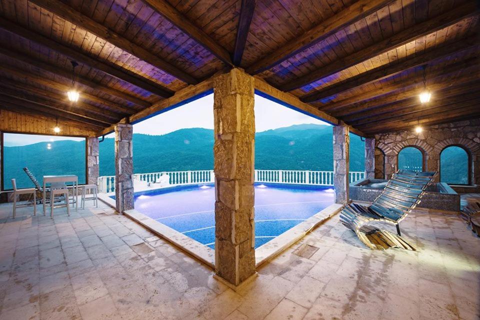 Lastiver Resort