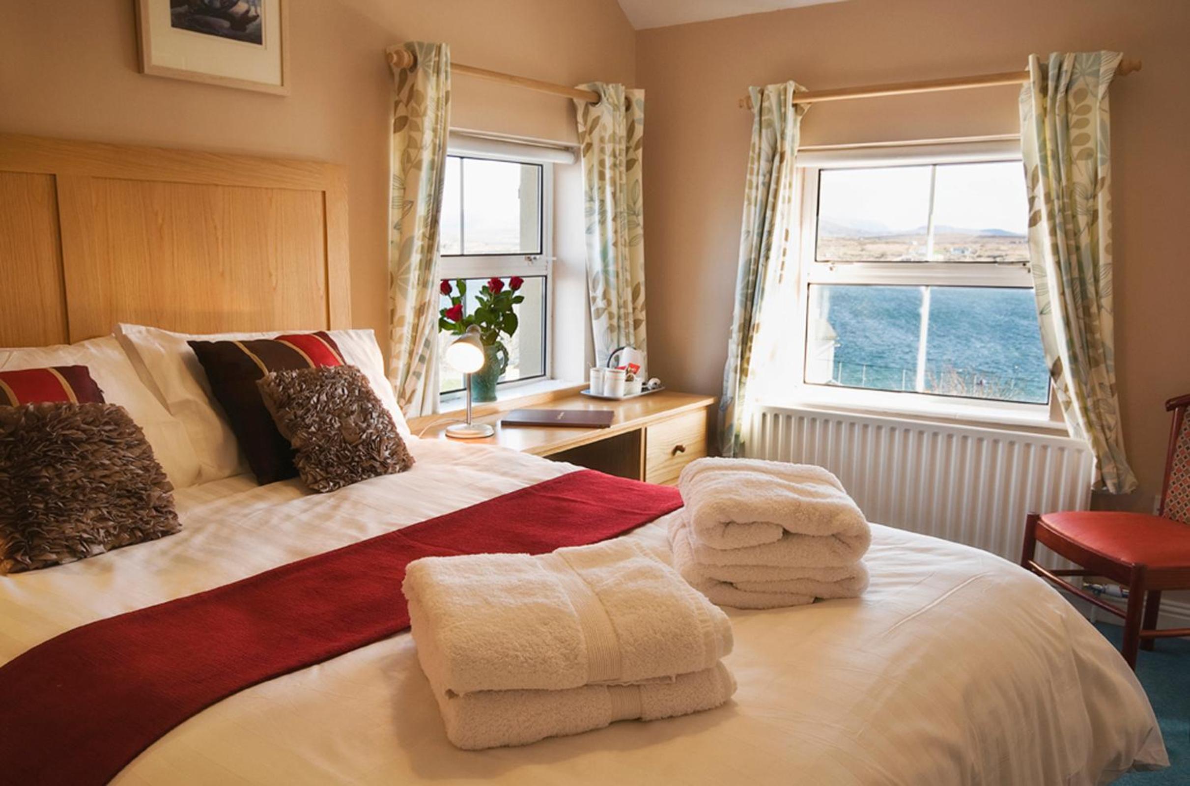 Roundstone Retreats Islandview