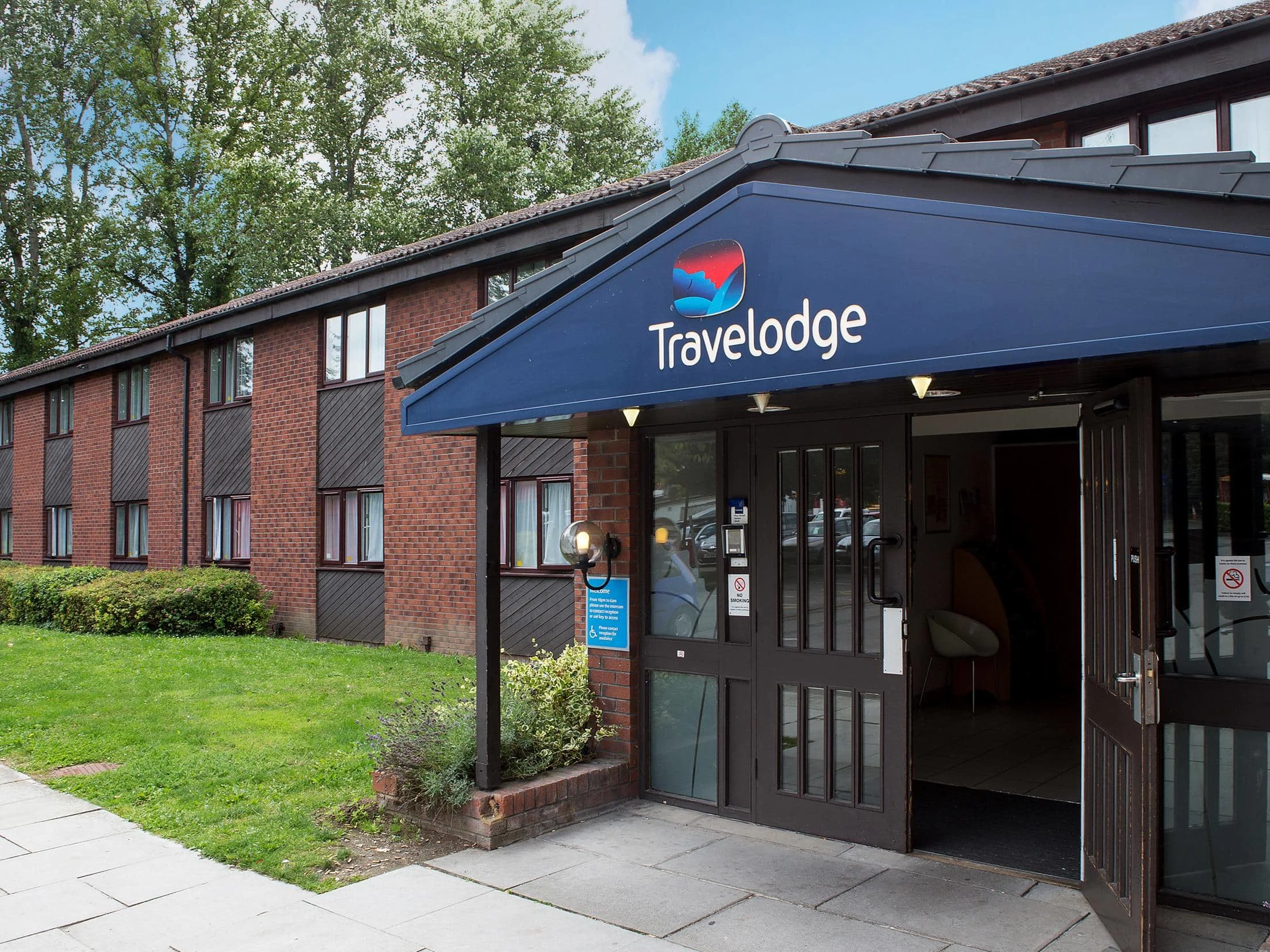 Travelodge Amesbury Stonehenge 2