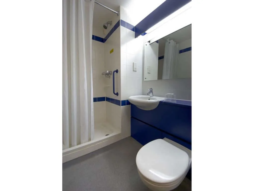 Travelodge Halifax