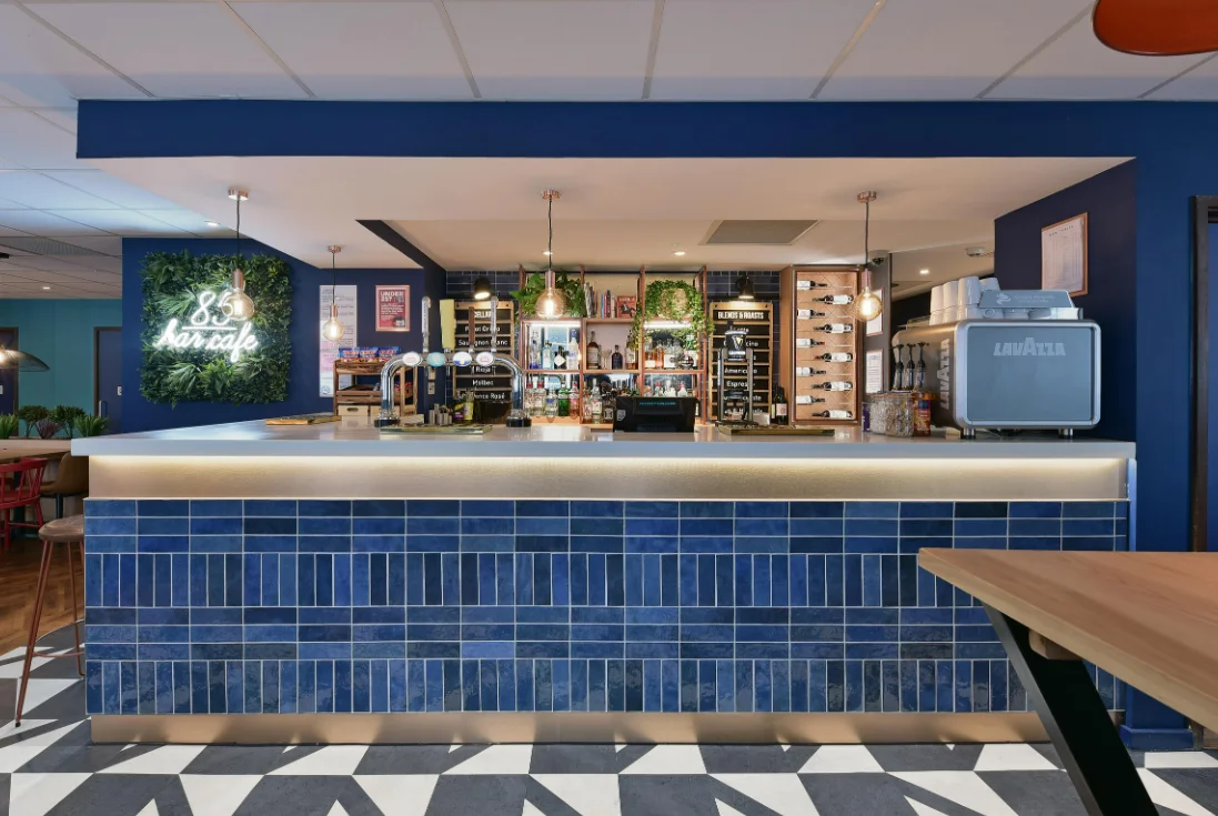 Travelodge Cardiff Central Queen Street