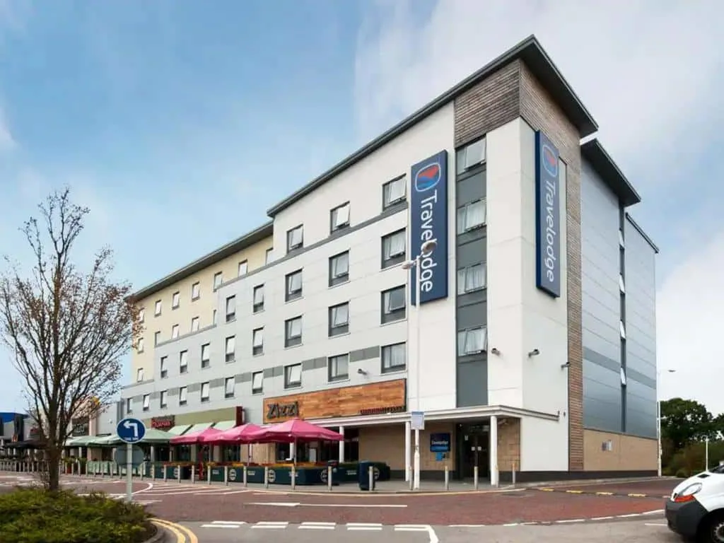 Travelodge Cheshire Oaks 2