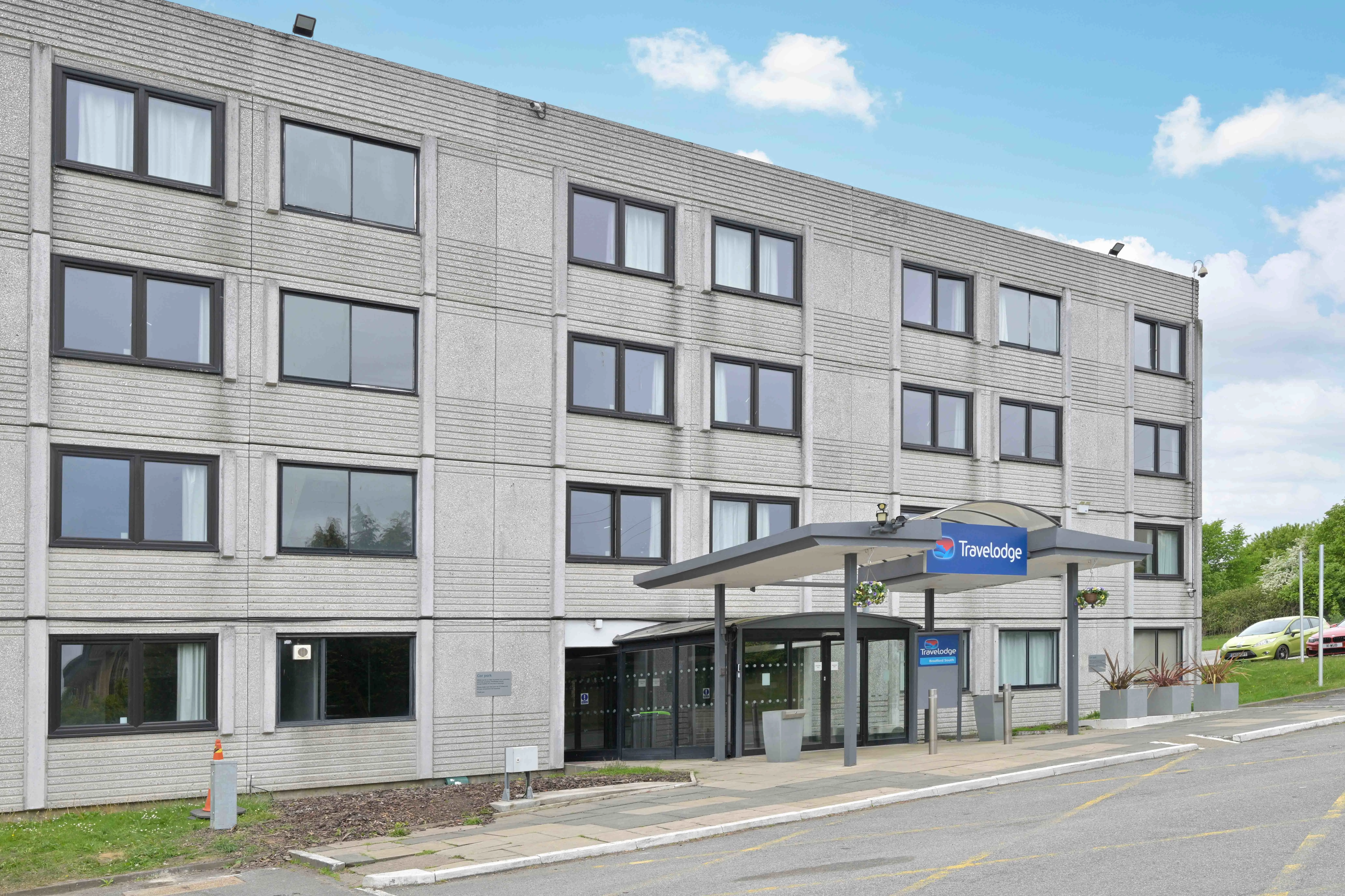 Travelodge Bradford South