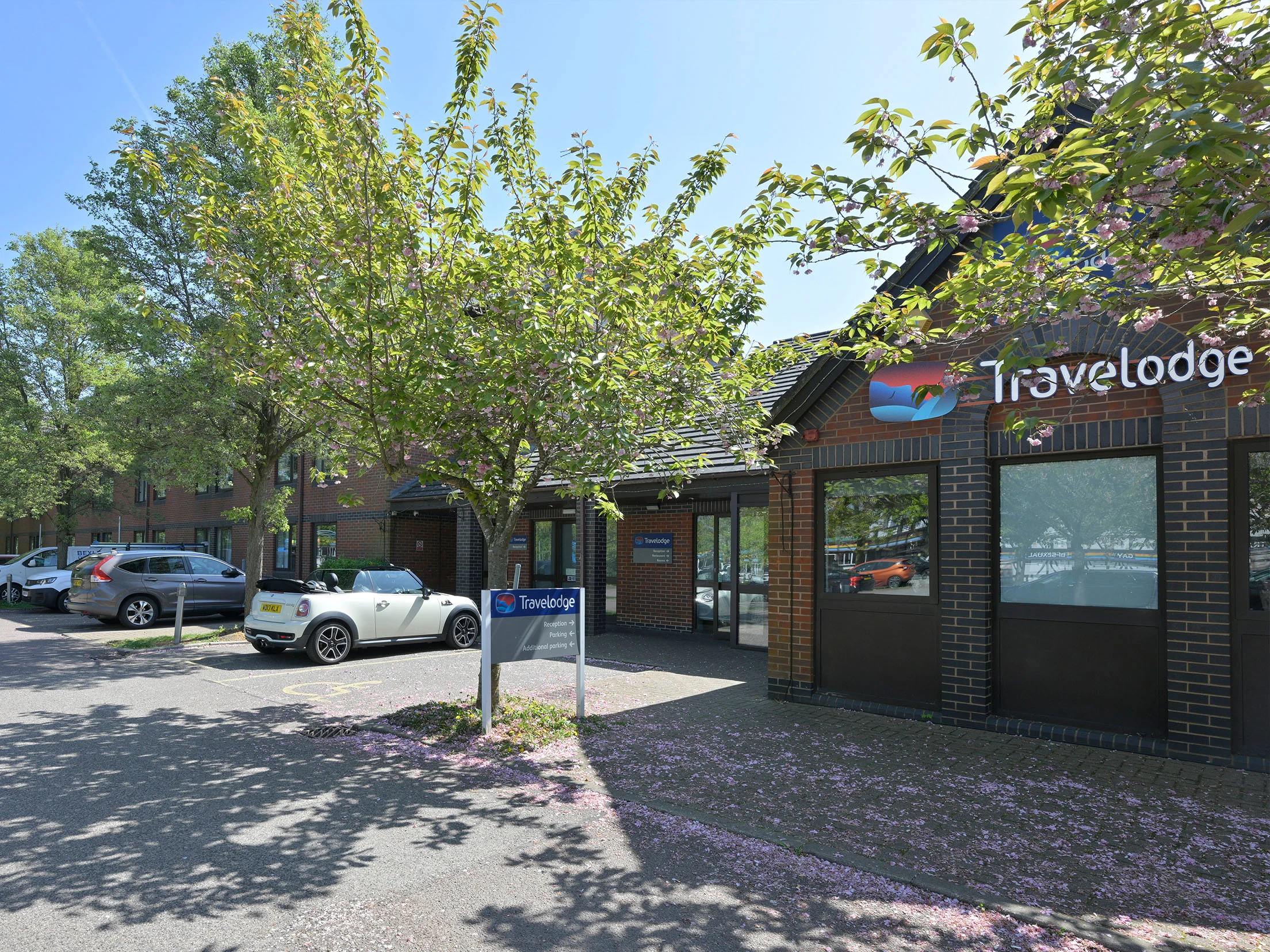 Travelodge Milton Keynes Bletchley, photo 2