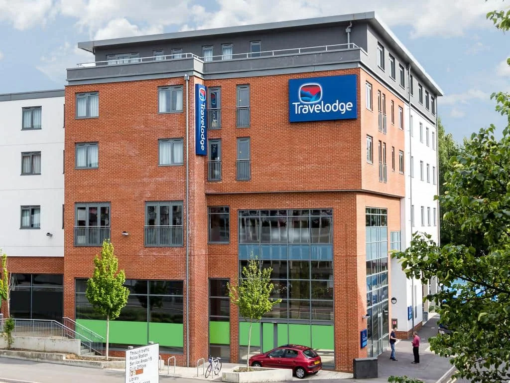 Travelodge Camberley Central 2