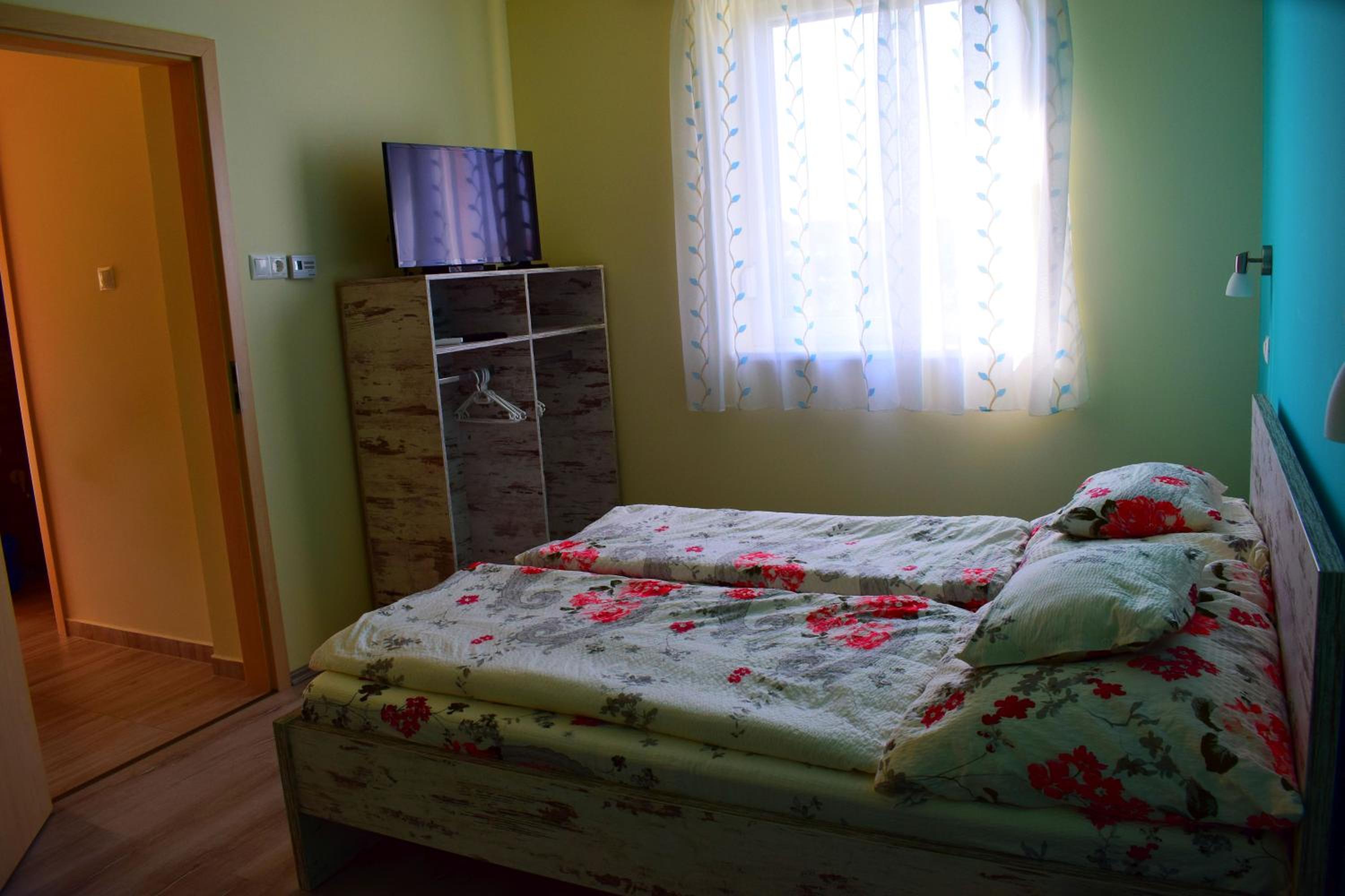 Photo 29