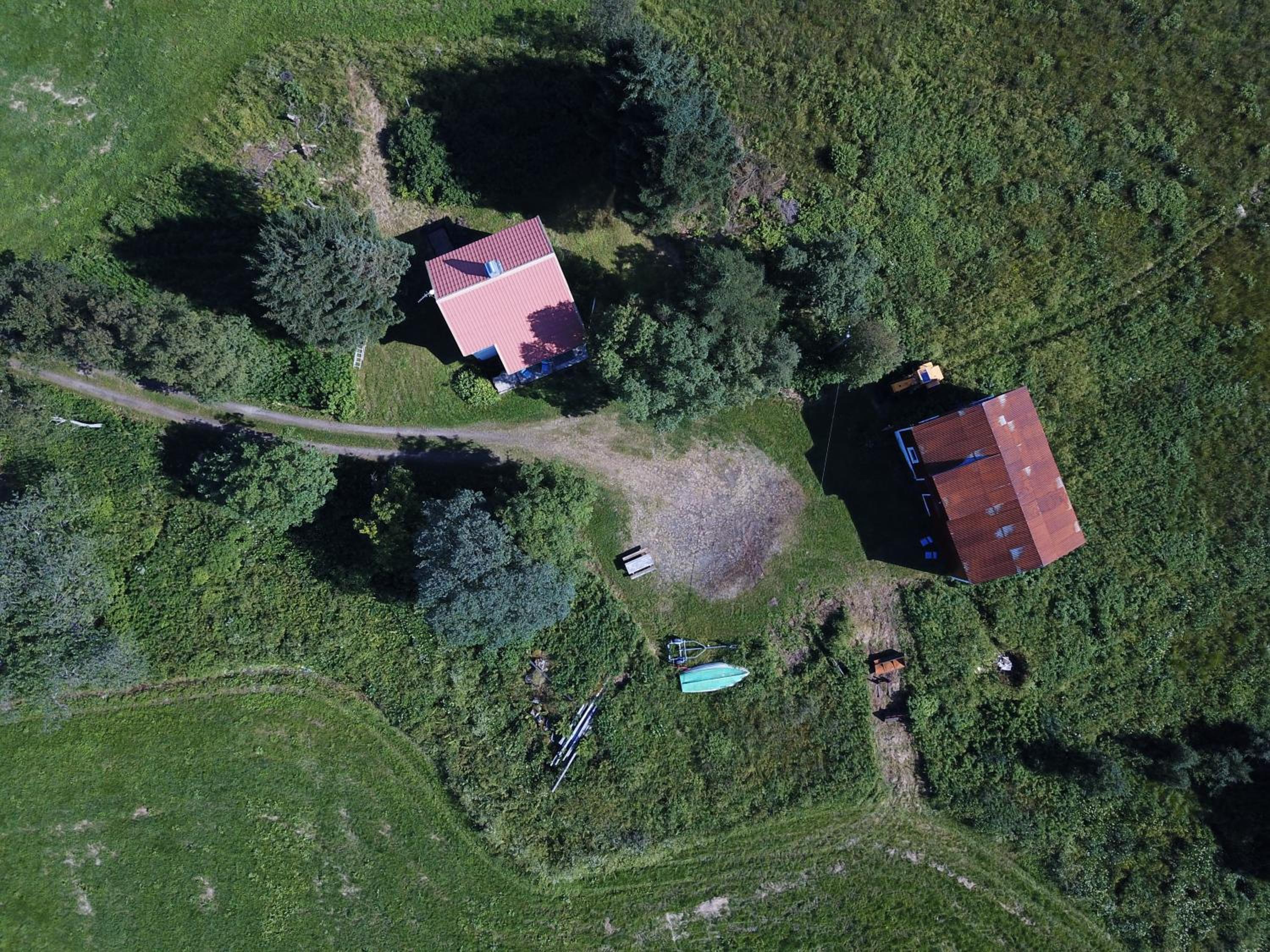 Lofoten Hillside Lodge view 3