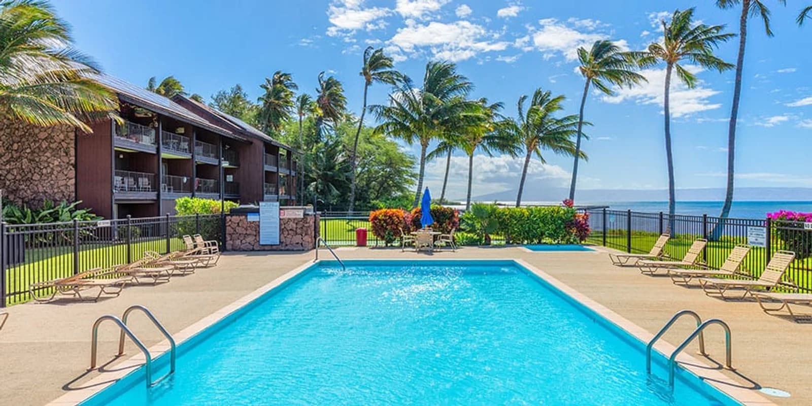 Castle Molokaʻi Shores
