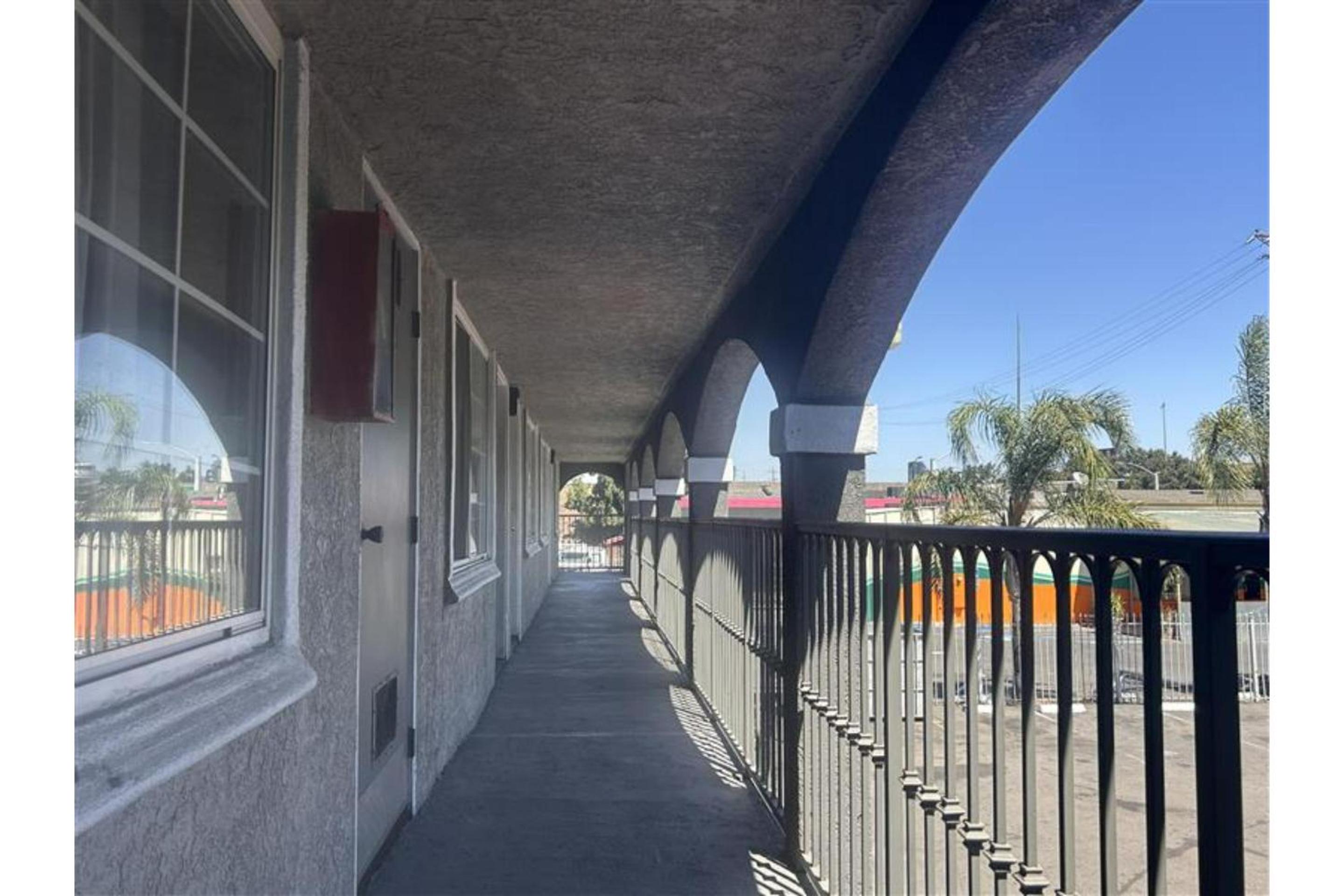 Executive Lodge Inn Stockton CA, photo 13