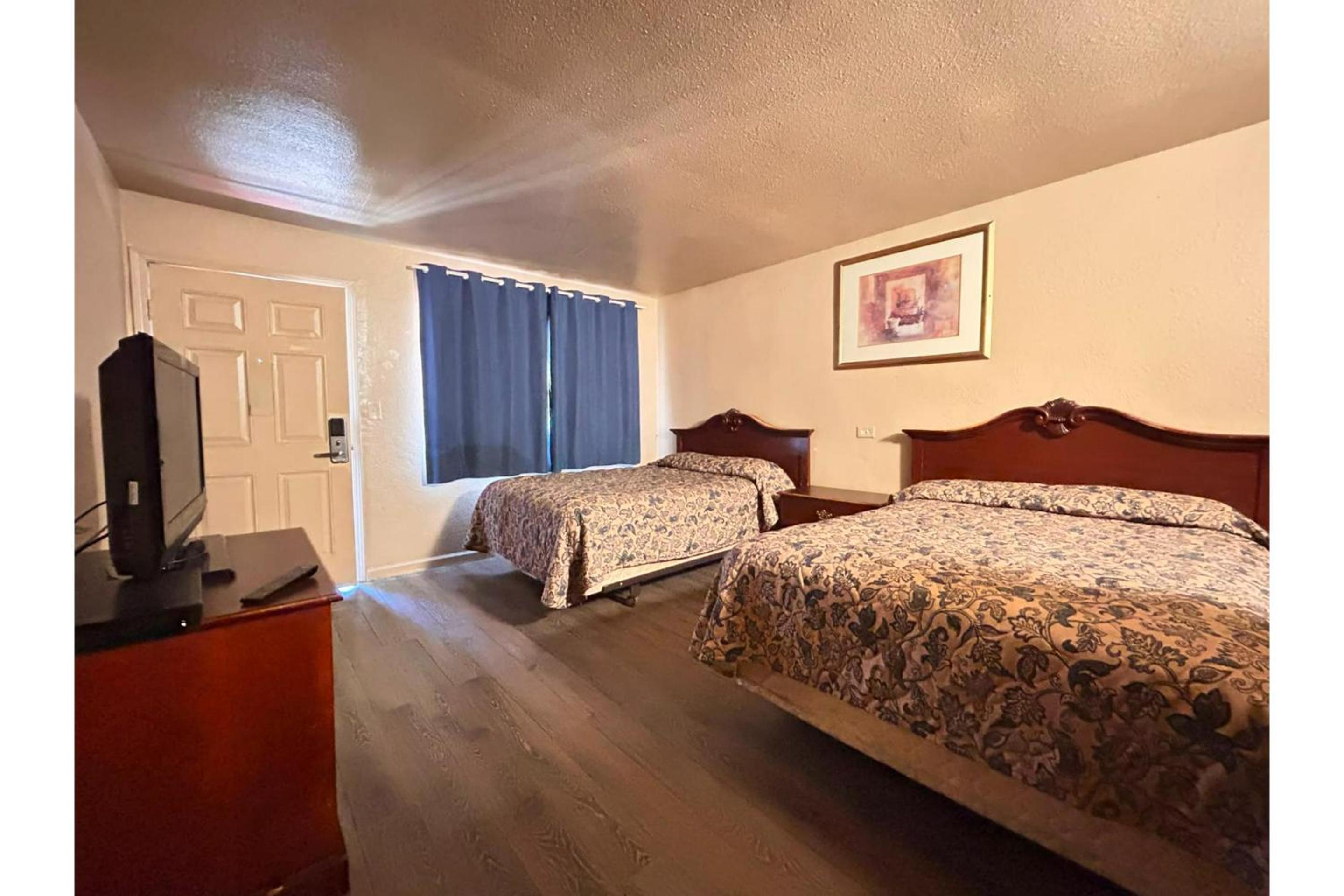 Executive Lodge Inn Stockton CA, photo 11
