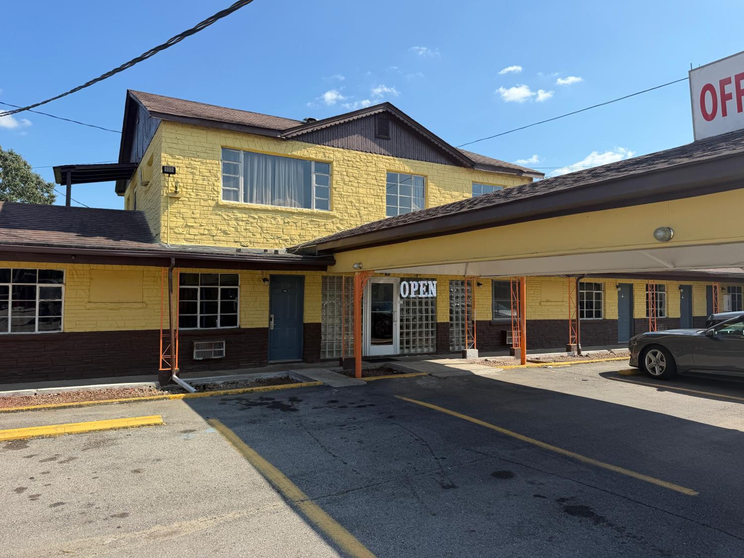 Central INN by Hotel O KY