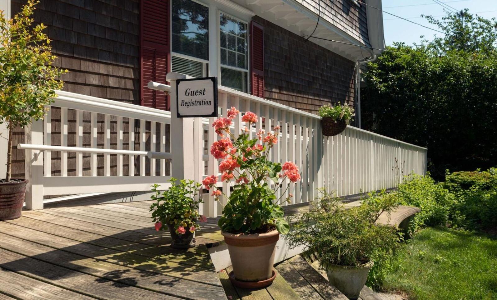 Palmer House Inn