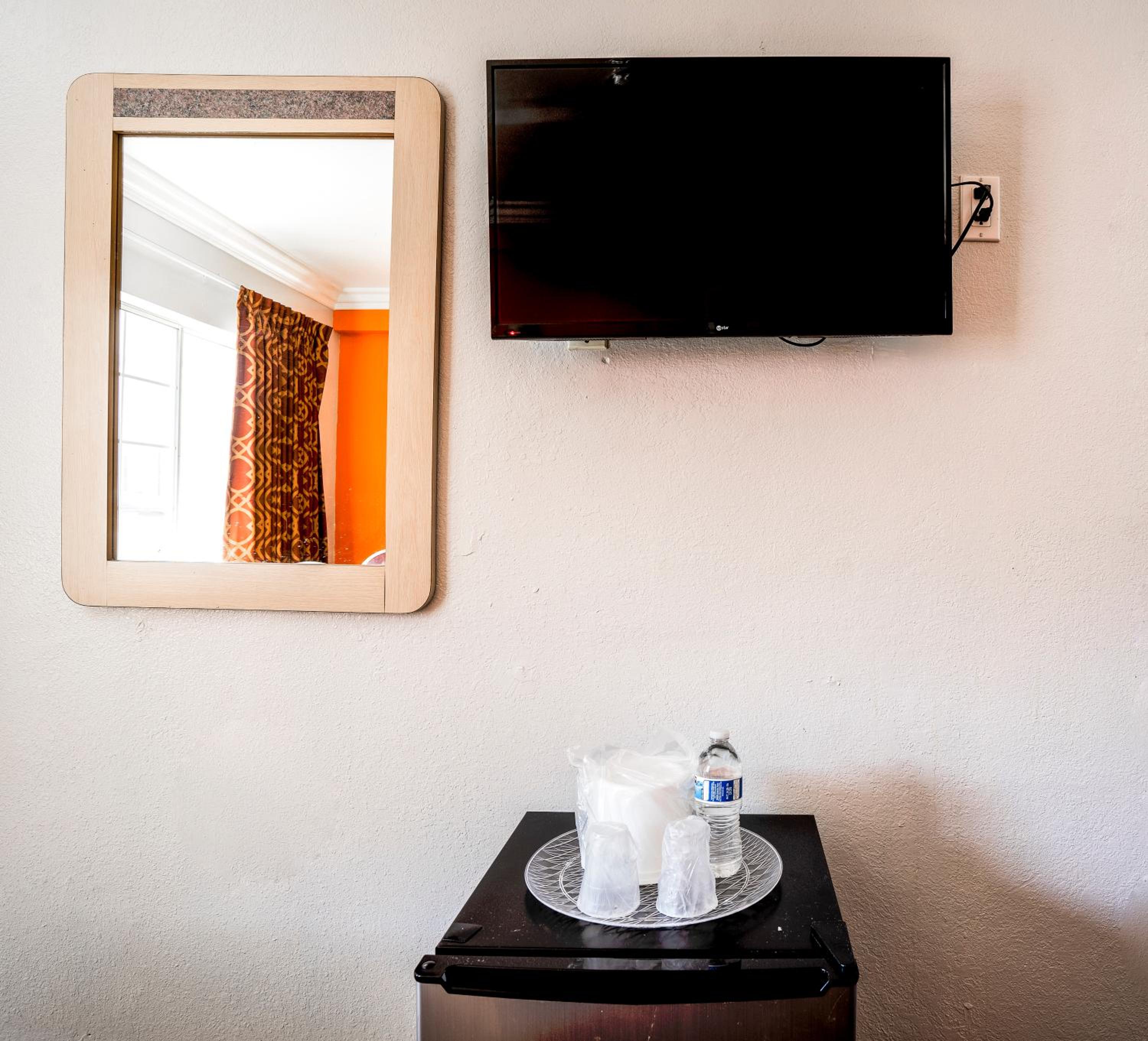 Value Inn Hollywood