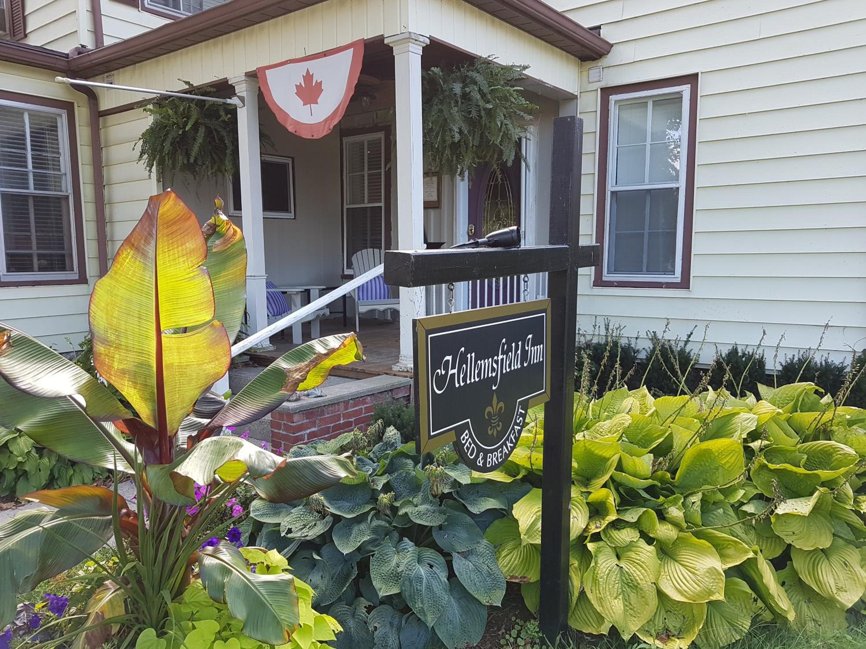 Hellemsfield Inn & bed and breakfast