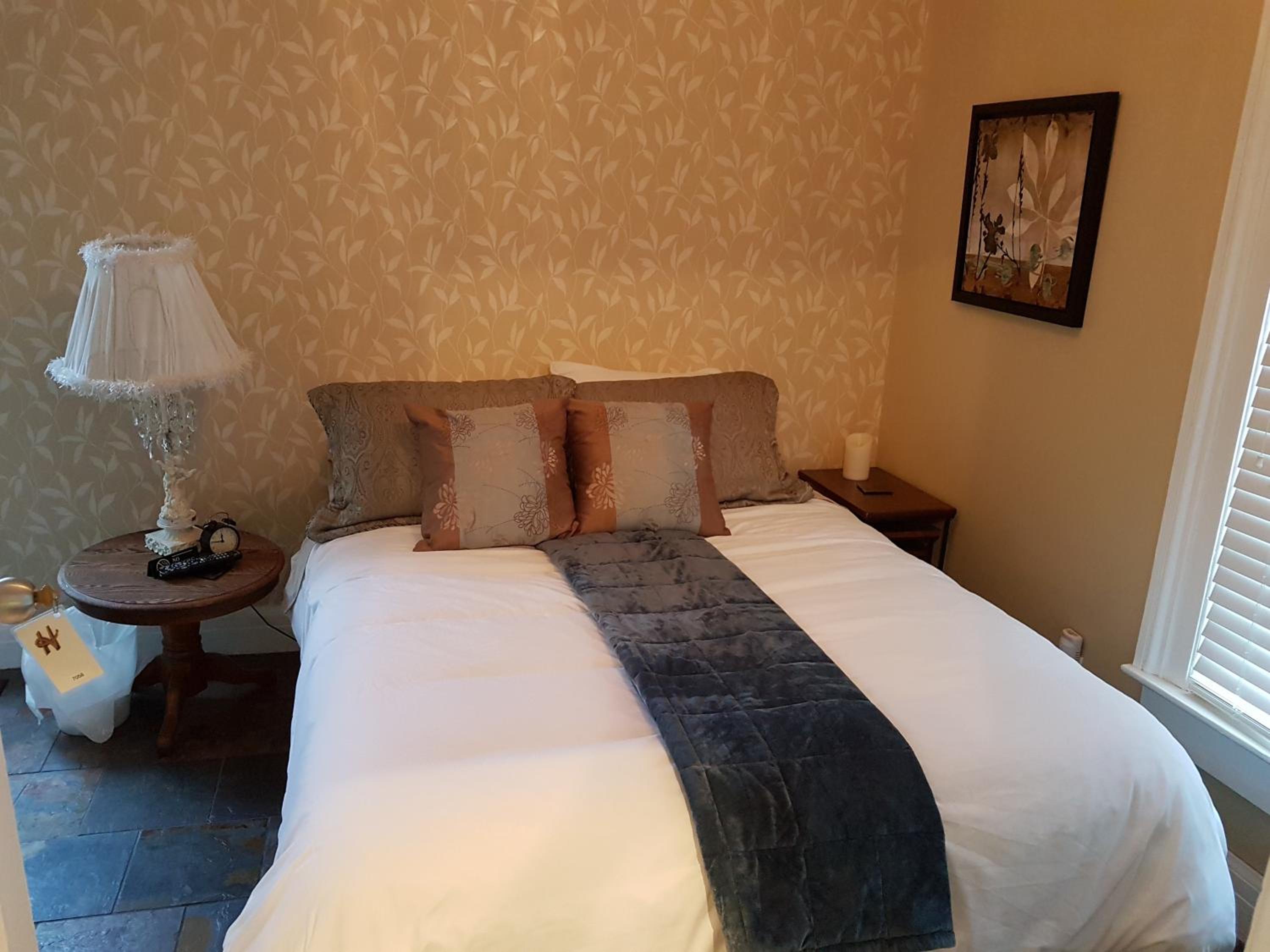 Hellemsfield Inn & bed and breakfast