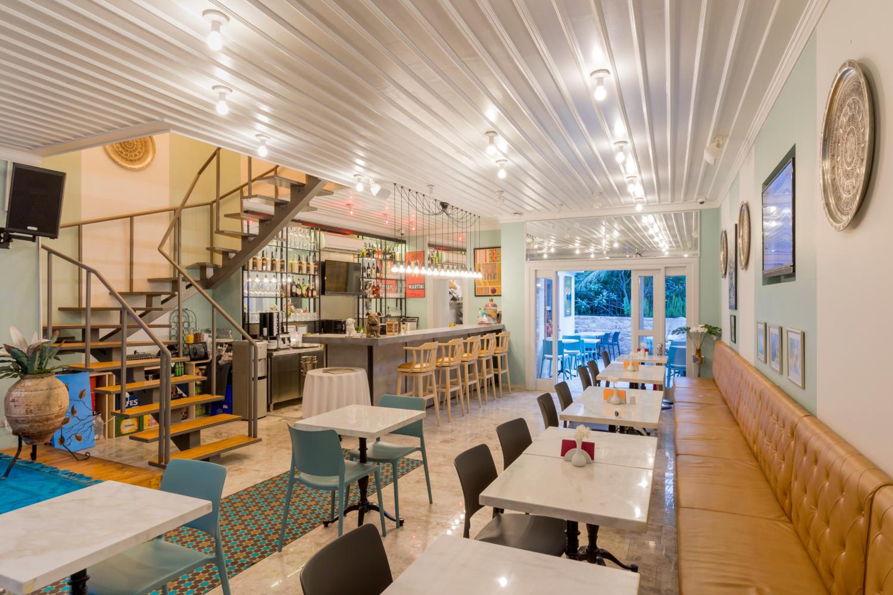 Delight Deluxe Aparts - Image 36