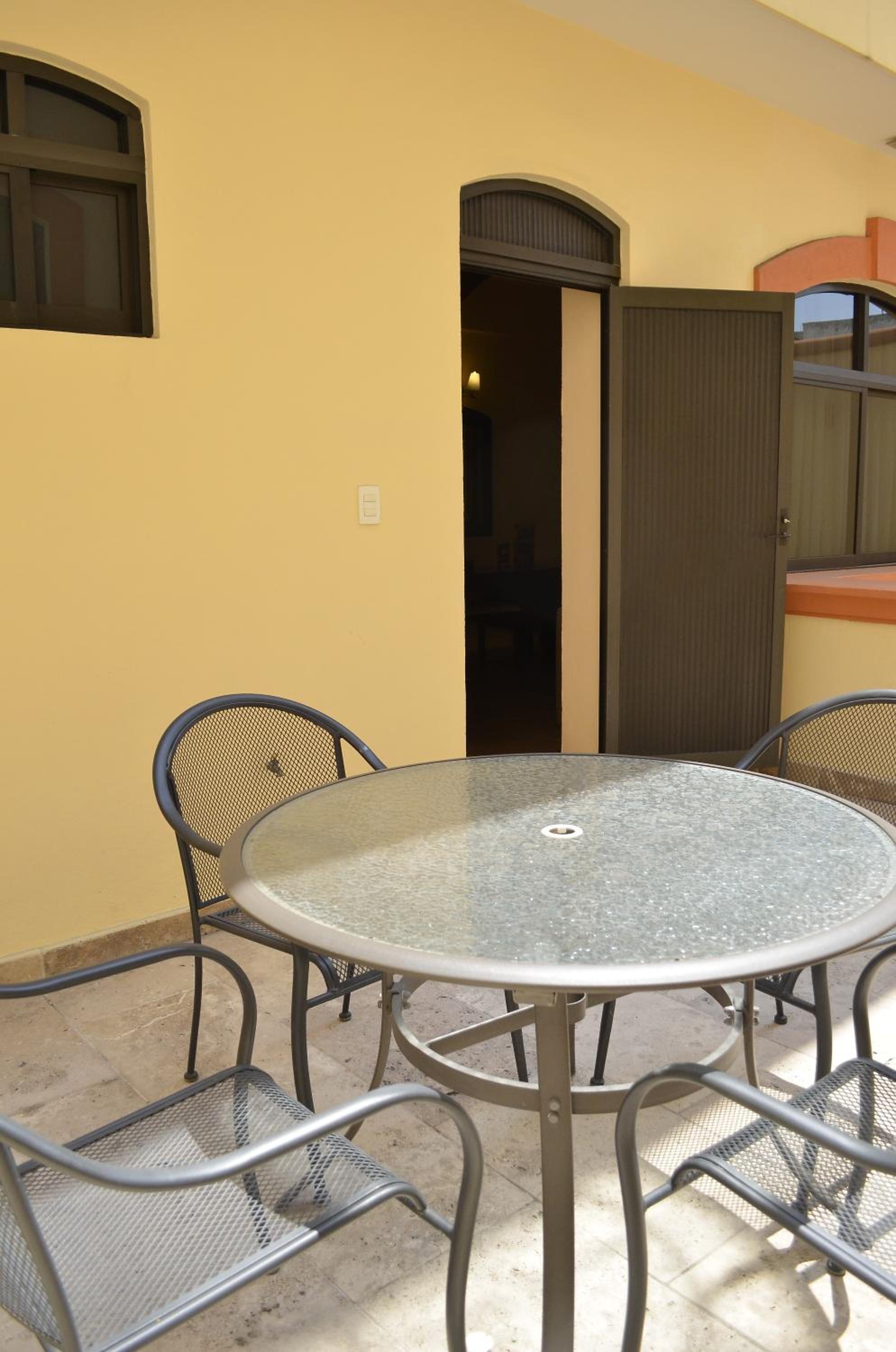 Hotel Centenario - Property Image 2