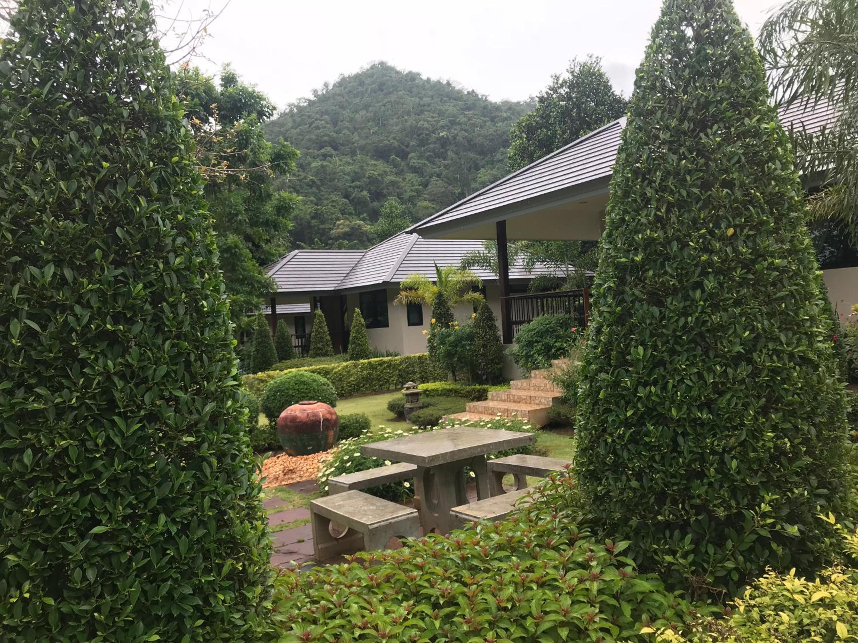 Khaokhab Lodge
