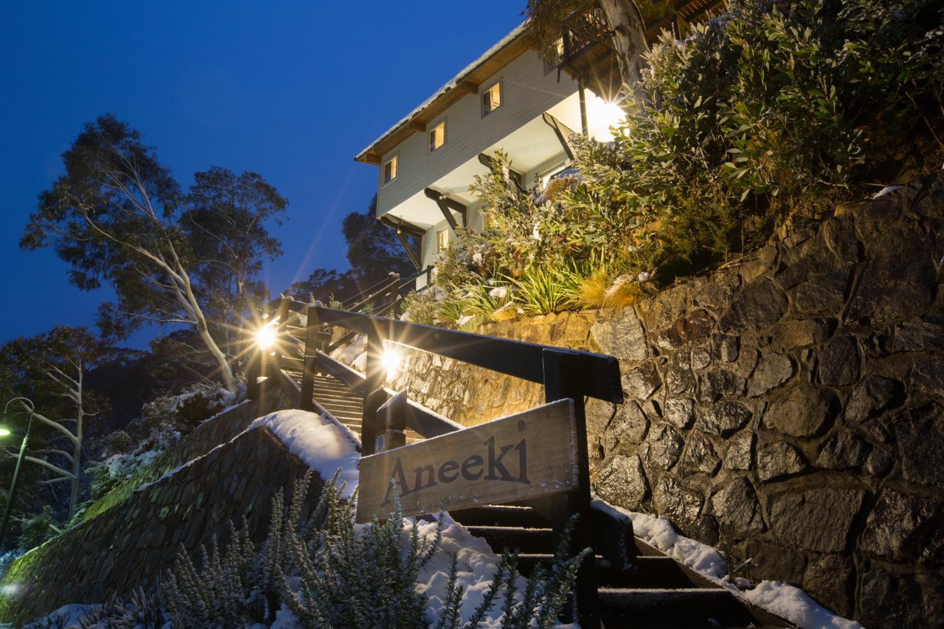 Aneeki Ski Lodge