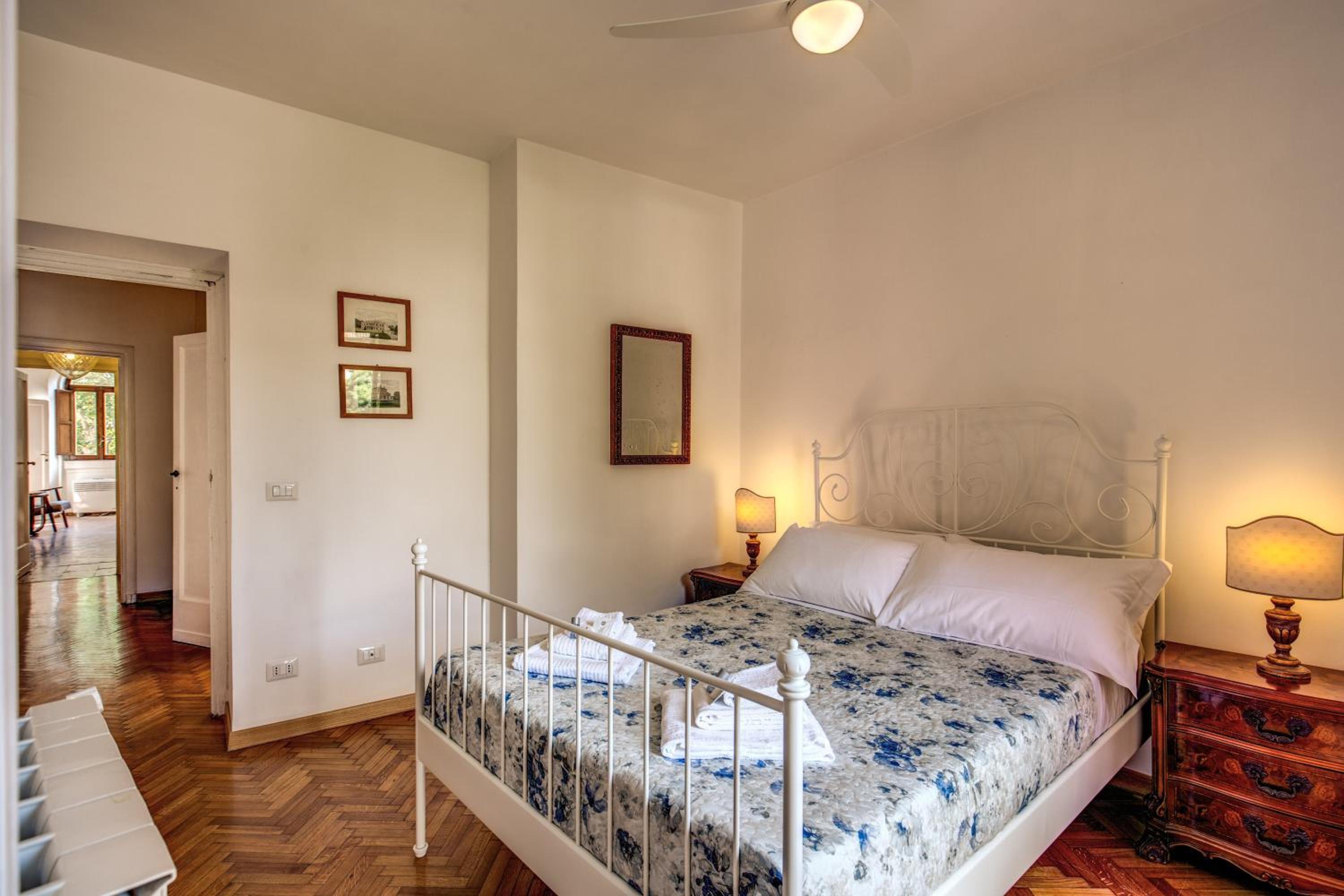 Campo di Fiori 2 bedroom Via Giulia