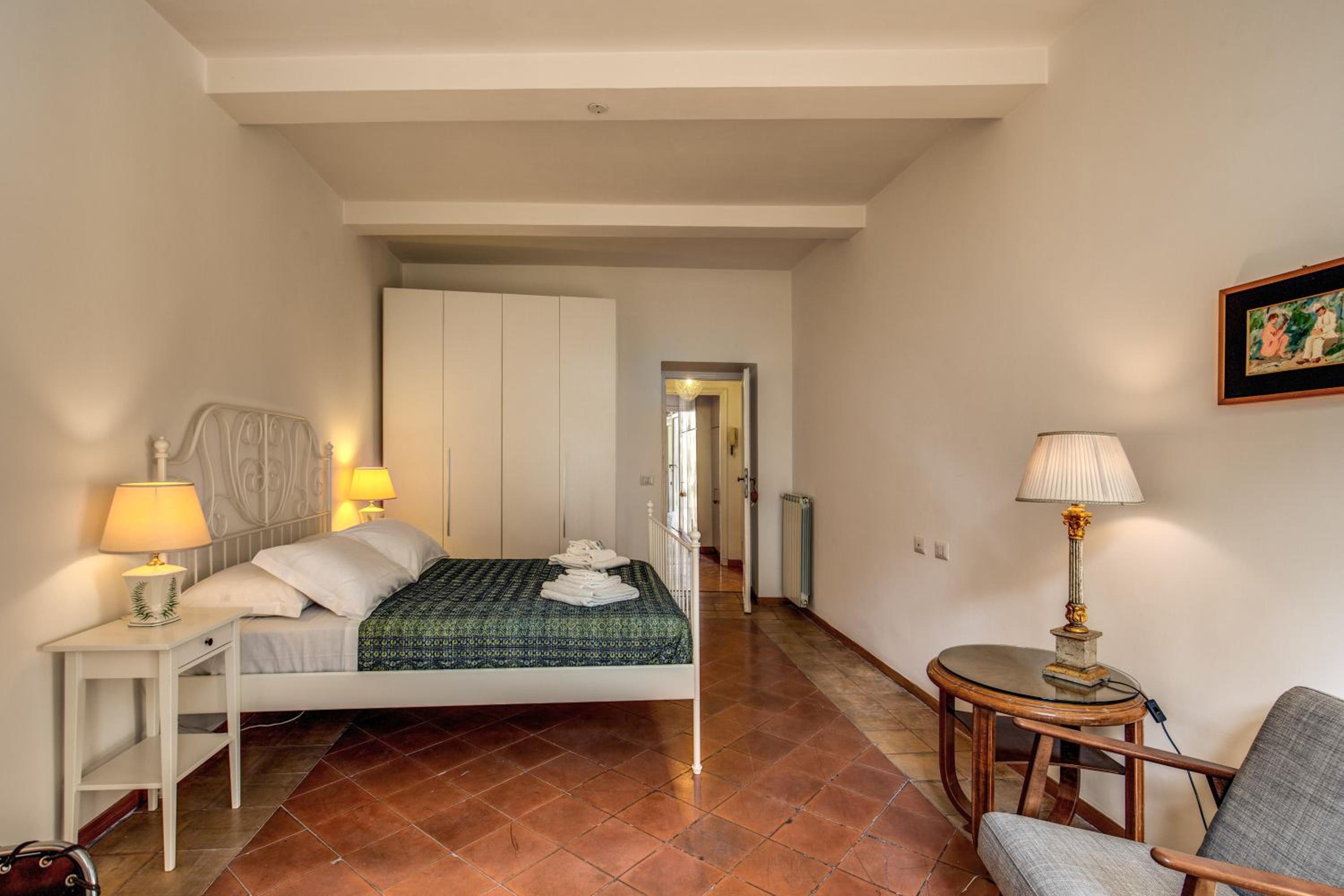 Campo di Fiori 2 bedroom Via Giulia