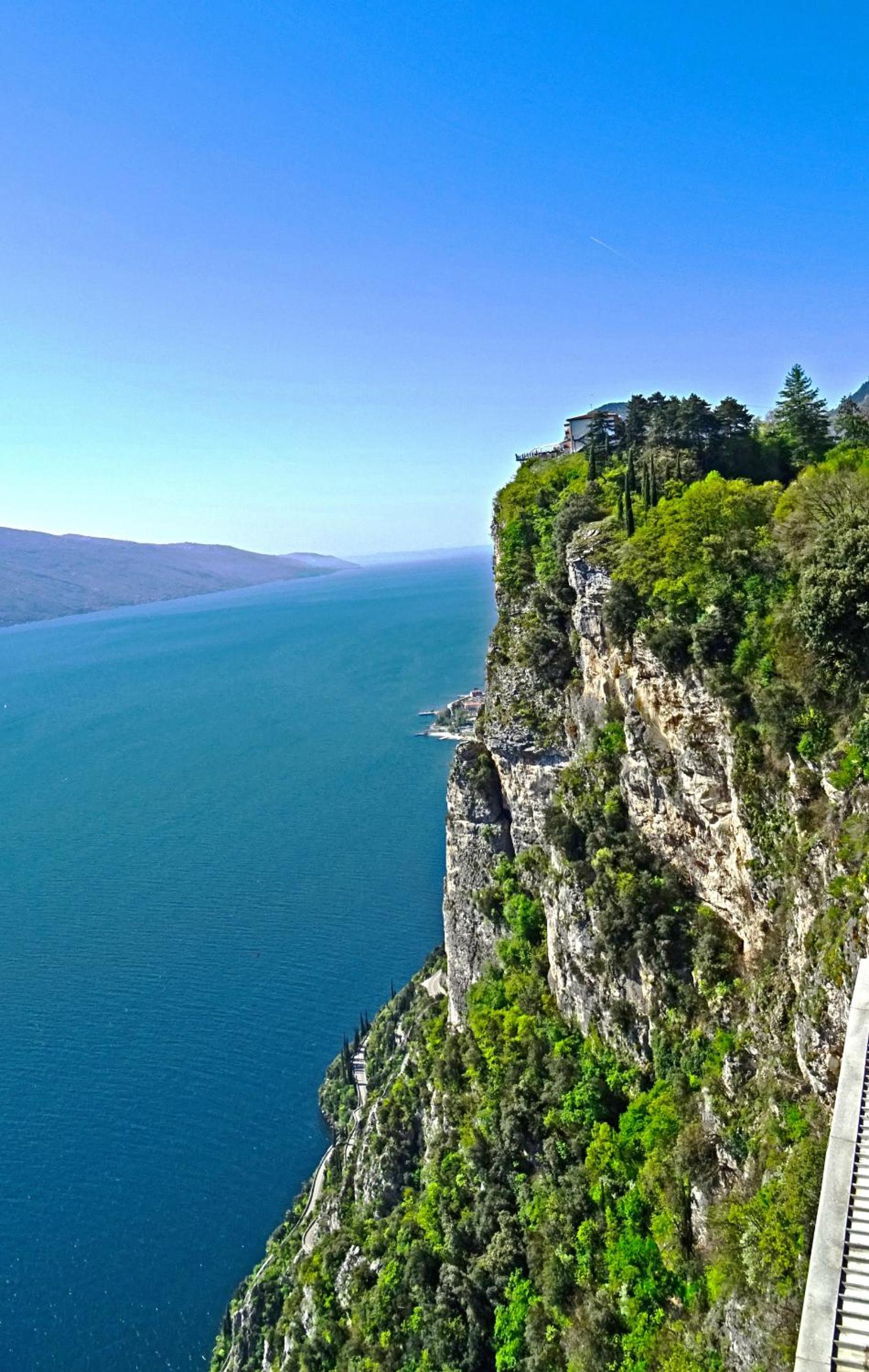 Casa De Pol Exclusive Lake View by Gardadomusmea view 2